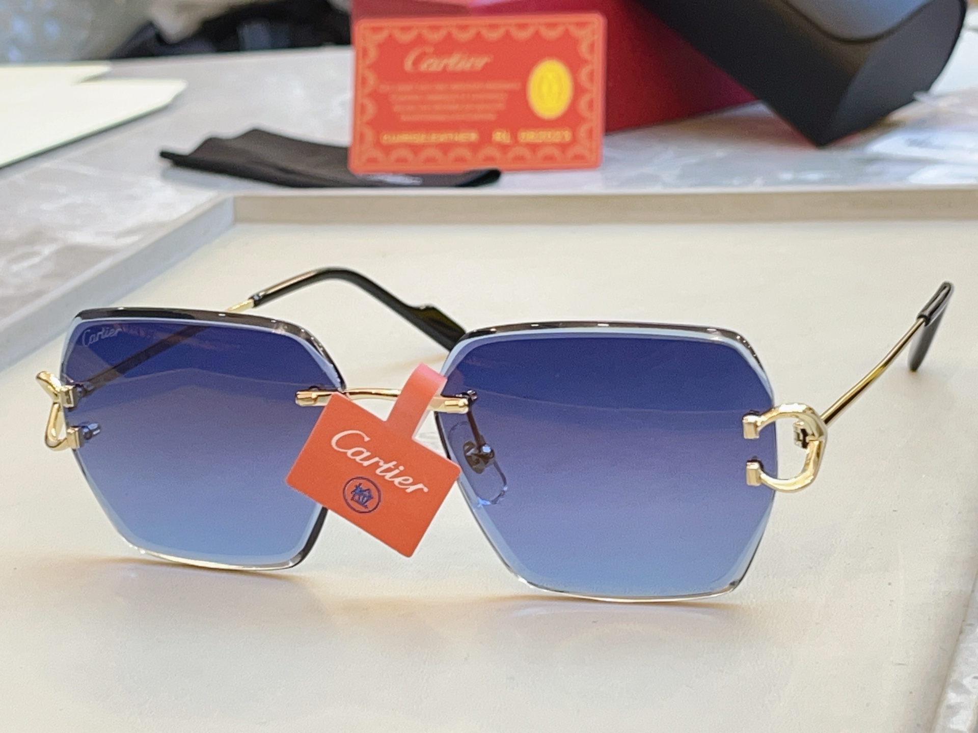 高版本✨，【CARTIE*】卡地*亚新款太阳镜，18K金电镀 镜片蔡司logo✨， MODEL:CT04