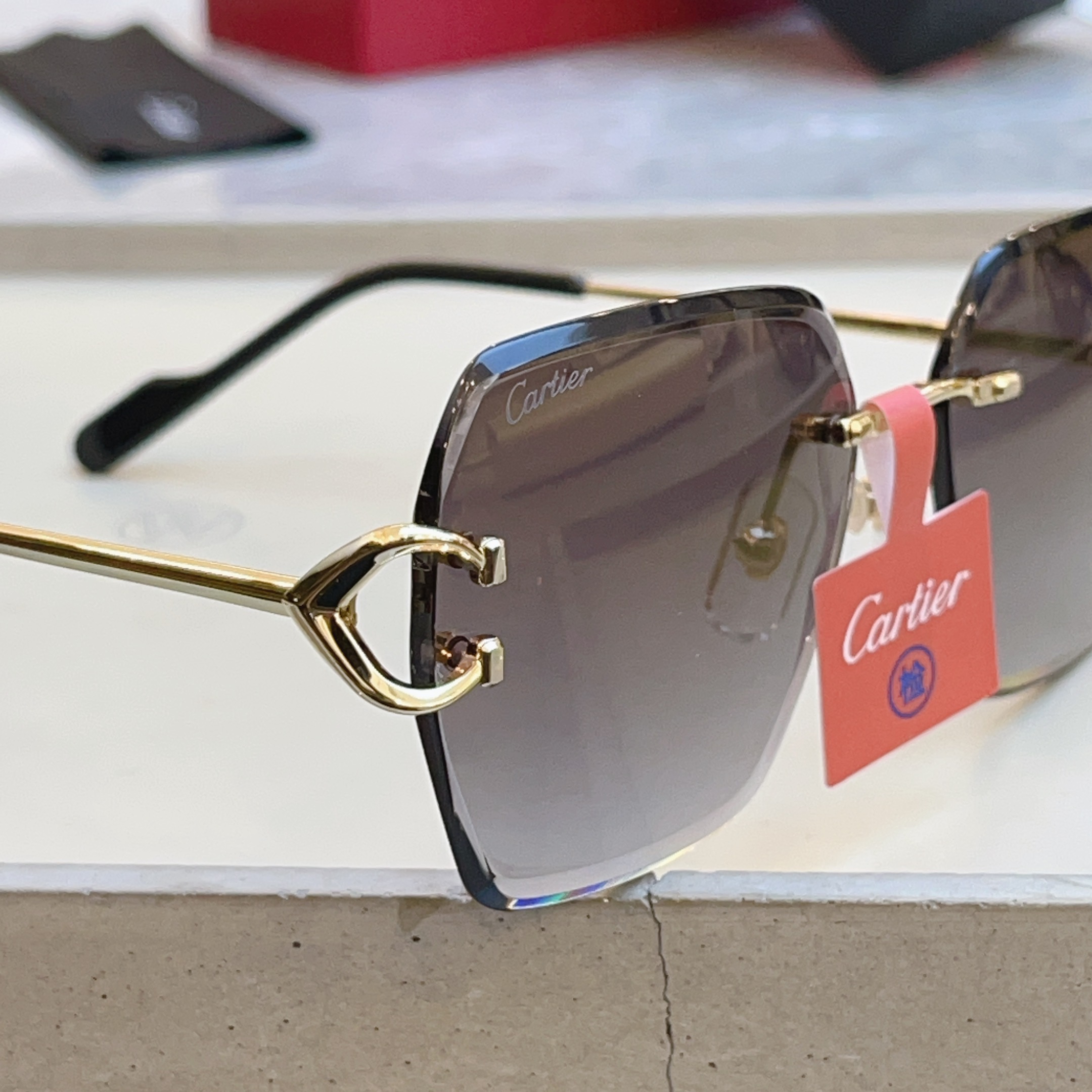 高版本✨，【CARTIE*】卡地*亚新款太阳镜，18K金电镀 镜片蔡司logo✨， MODEL:CT04