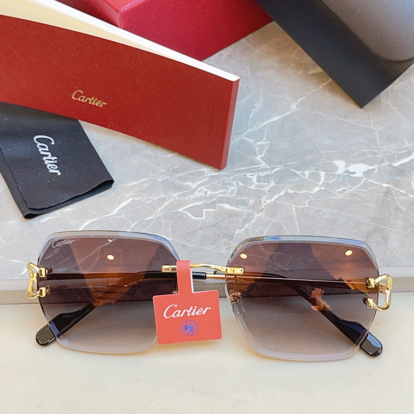 高版本✨，【CARTIE*】卡地*亚新款太阳镜，18K金电镀 镜片蔡司logo✨， MODEL:CT04