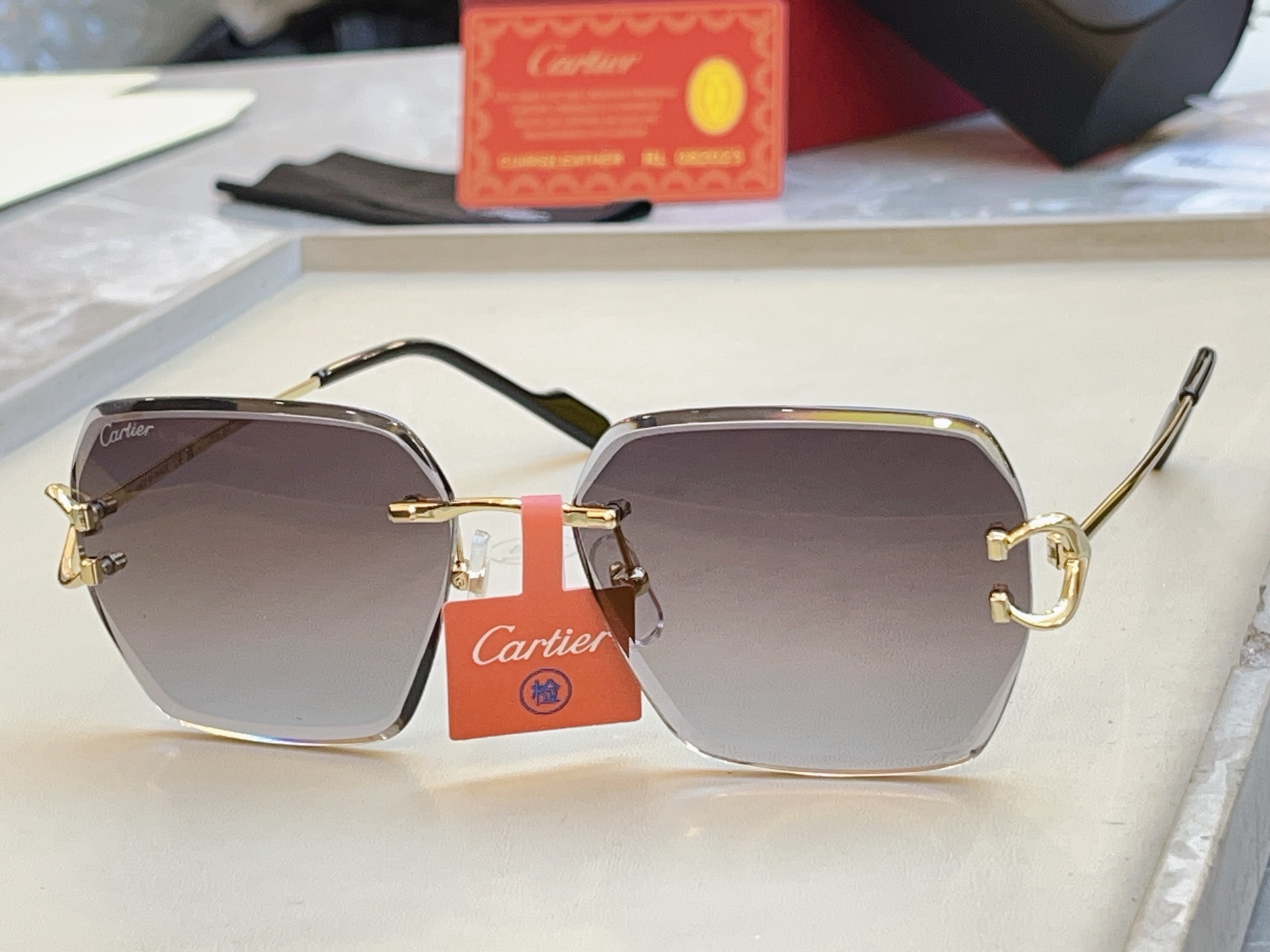 高版本✨，【CARTIE*】卡地*亚新款太阳镜，18K金电镀 镜片蔡司logo✨， MODEL:CT04