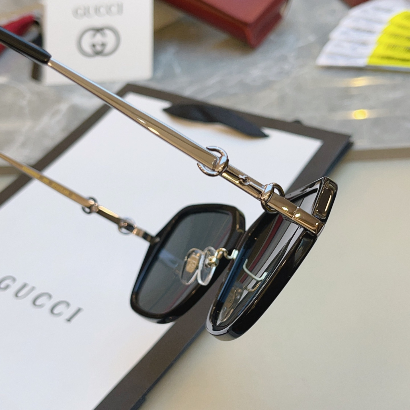 ，【GUCC*】古*驰新款太阳镜 高版本✨，MODEL：GG2055SA，SIZE：57口17-145