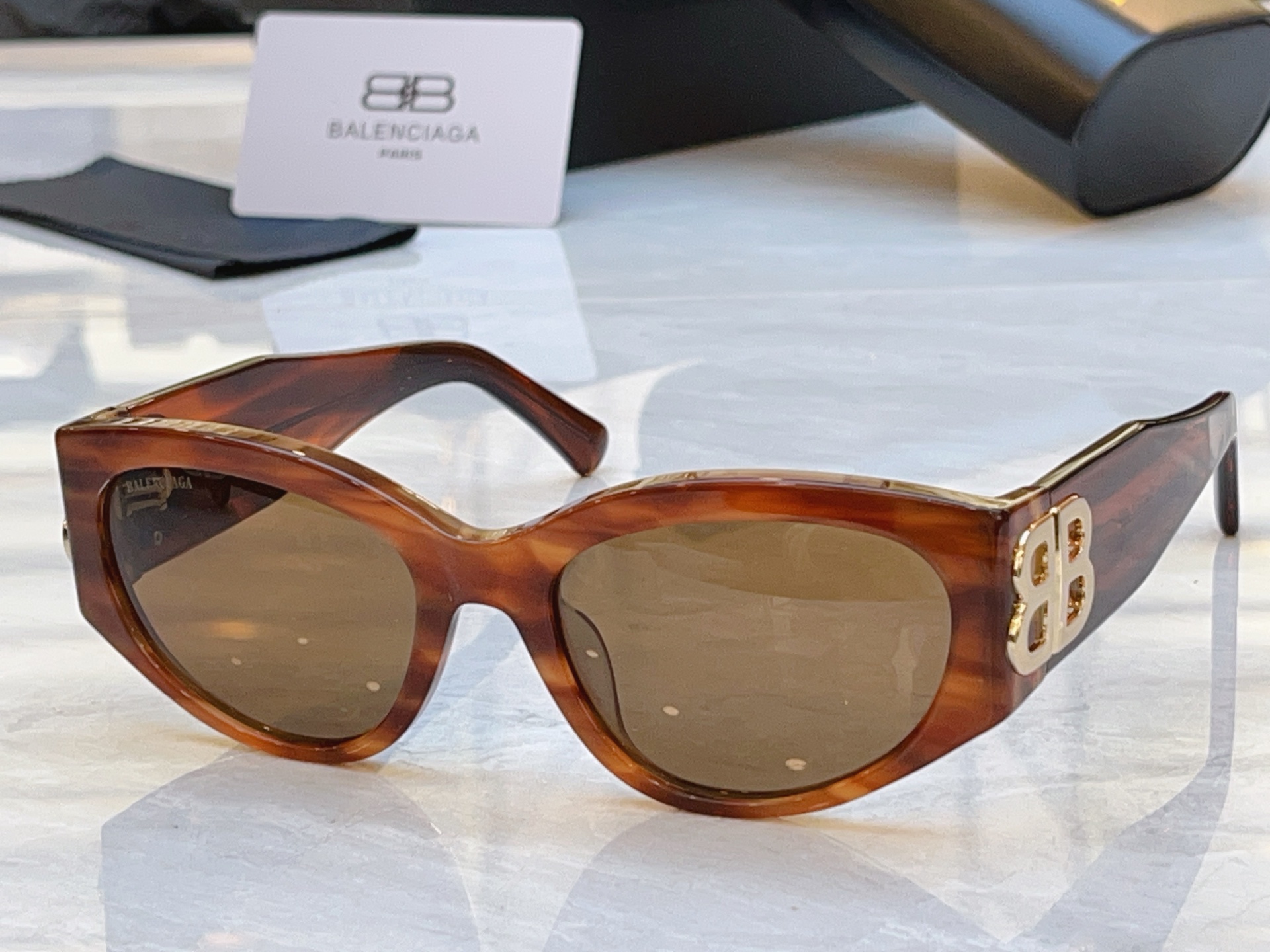 ，【BALENCIAG*】巴黎*世家新款太阳镜，MODEL：BB00324SK，SIZE：55口19-1