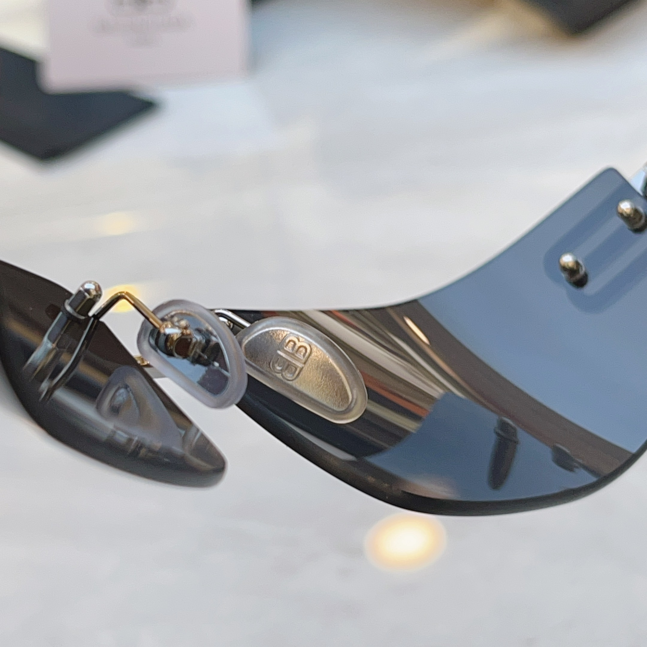 ，【BALENCIAG*】巴黎*世家新款太阳镜，MODEL：BB0485S，SIZE：75口15-120