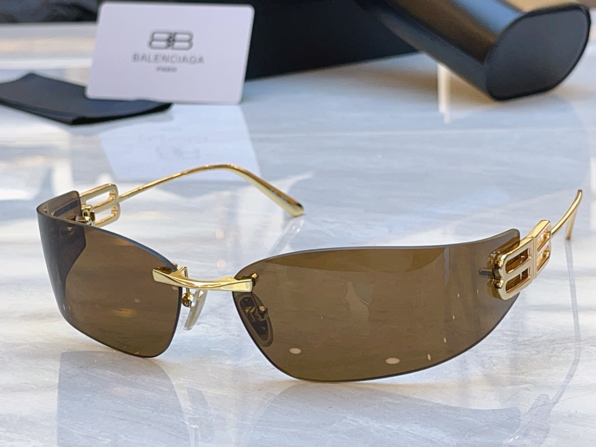 ，【BALENCIAG*】巴黎*世家新款太阳镜，MODEL：BB0484S，SIZE：75口15-120