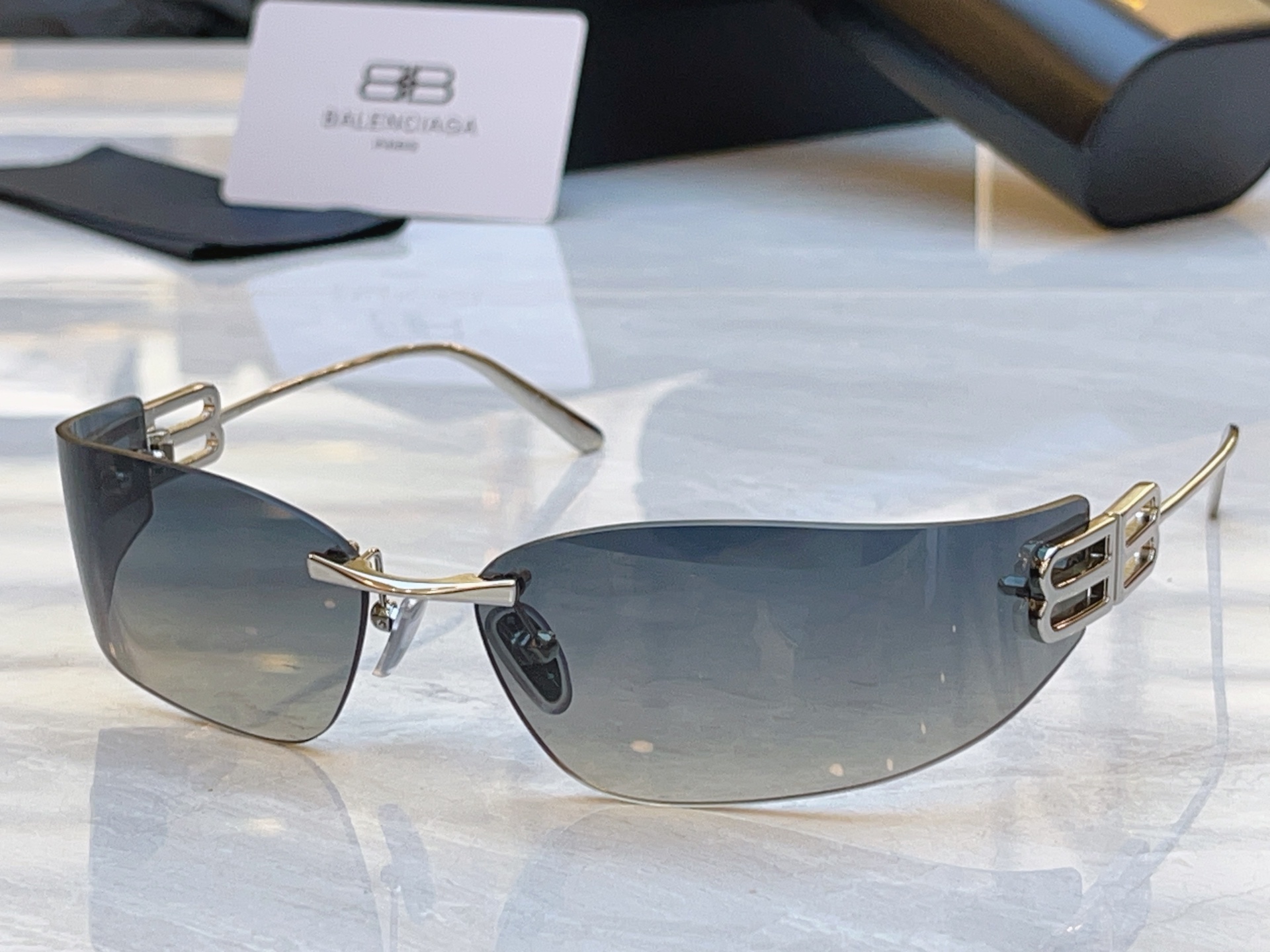 ，【BALENCIAG*】巴黎*世家新款太阳镜，MODEL：BB0484S，SIZE：75口15-120