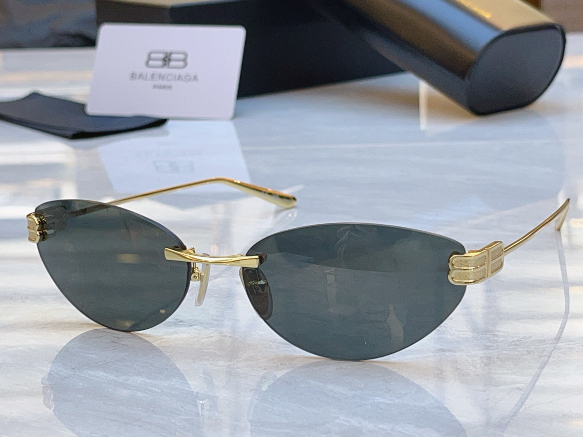 ，【BALENCIAG*】巴黎*世家新款太阳镜，MODEL：BB0486S，SIZE：61口17-145