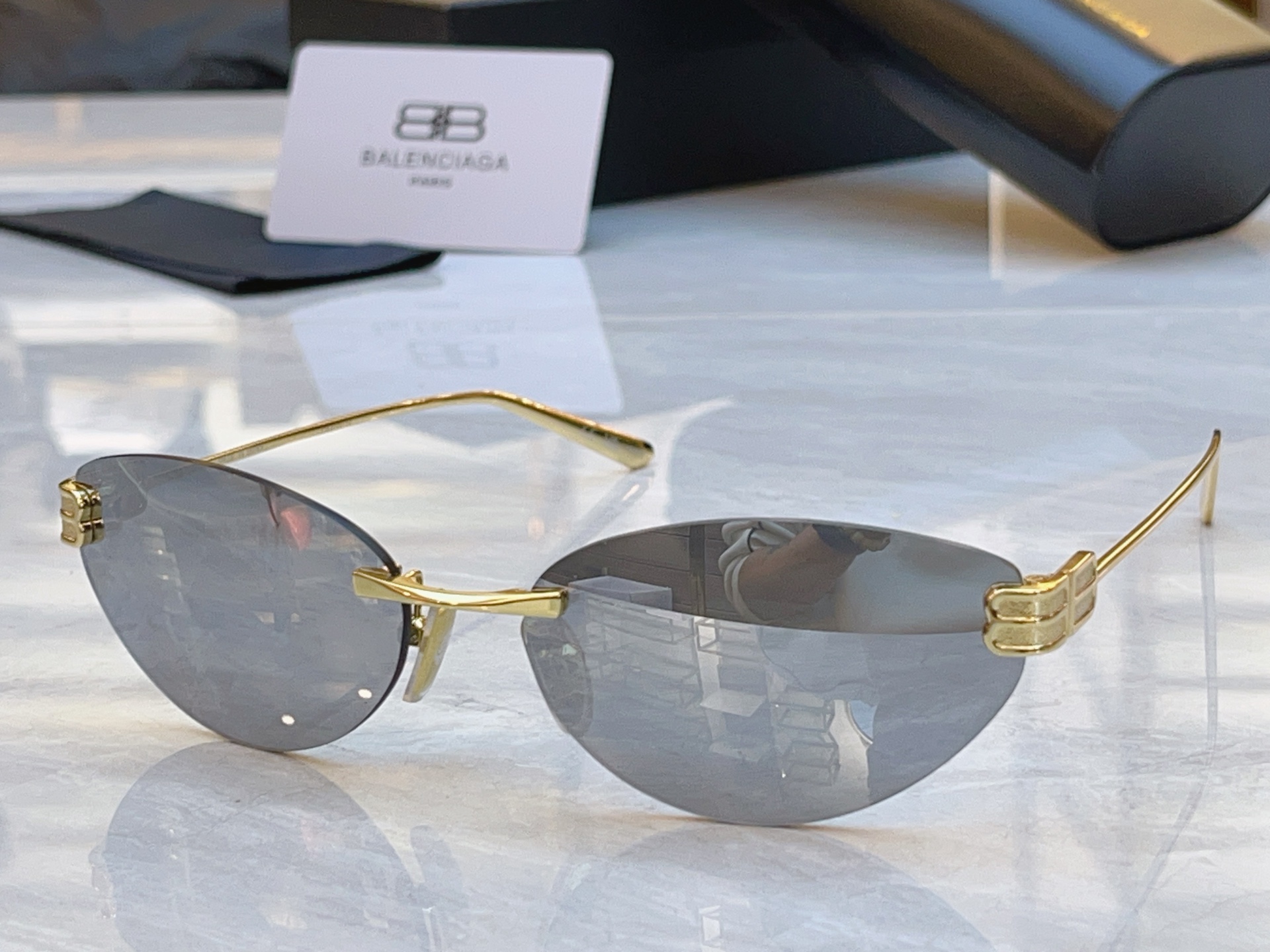 ，【BALENCIAG*】巴黎*世家新款太阳镜，MODEL：BB0486S，SIZE：61口17-145