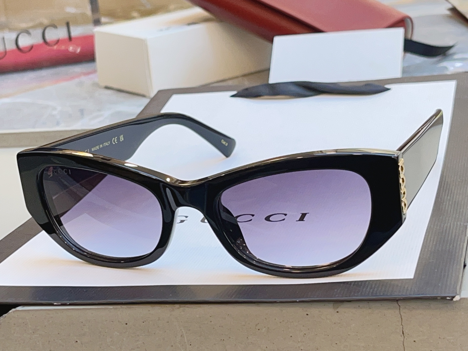 ，【GUCC*】古*驰新款太阳镜 高版本✨，MODEL：GG2044SA，SIZE：55口21-145