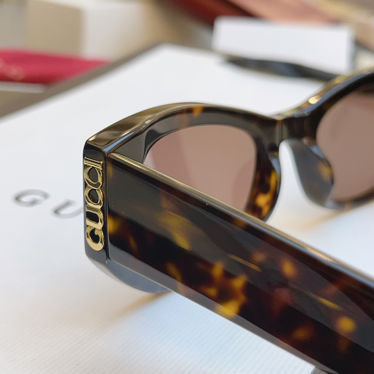 ，【GUCC*】古*驰新款太阳镜 高版本✨，MODEL：GG2044SA，SIZE：55口21-145