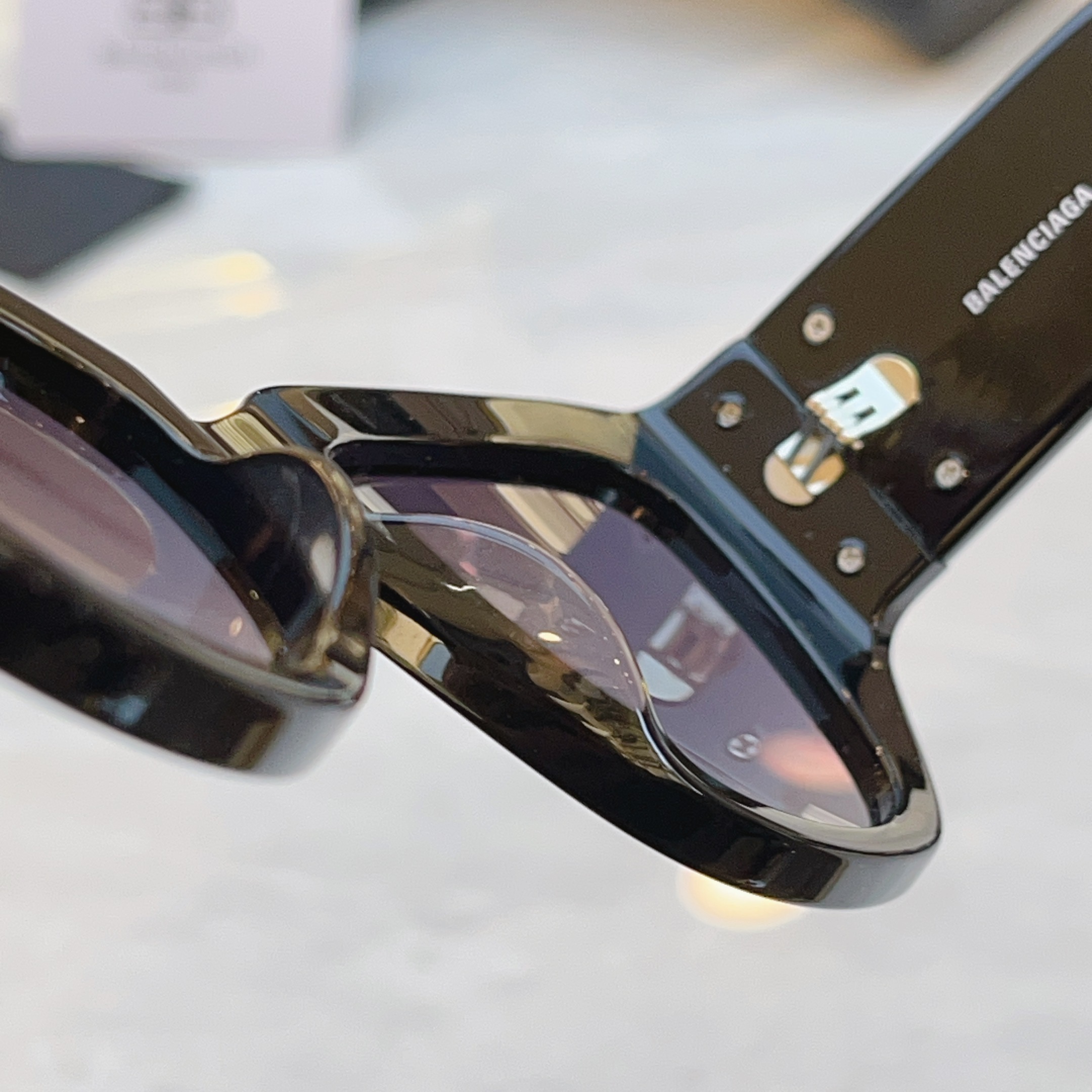 ，【BALENCIAG*】巴黎*世家新款太阳镜，MODEL：BB0322SK，SIZE：55口19-13