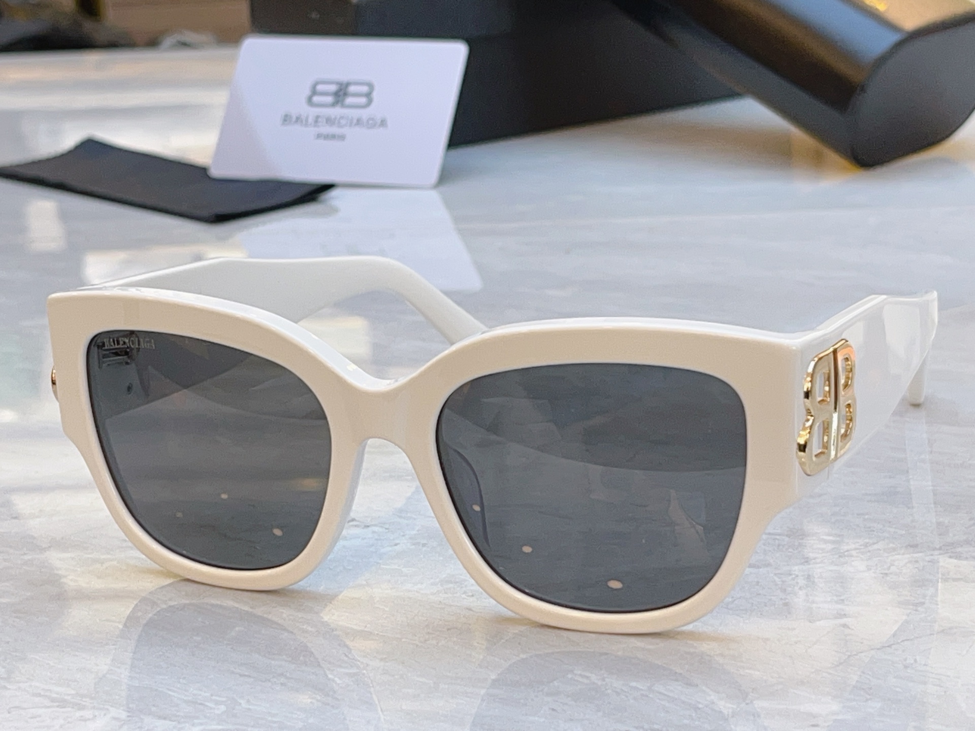 ，【BALENCIAG*】巴黎*世家新款太阳镜，MODEL：BB0323SK，SIZE：55口19-12