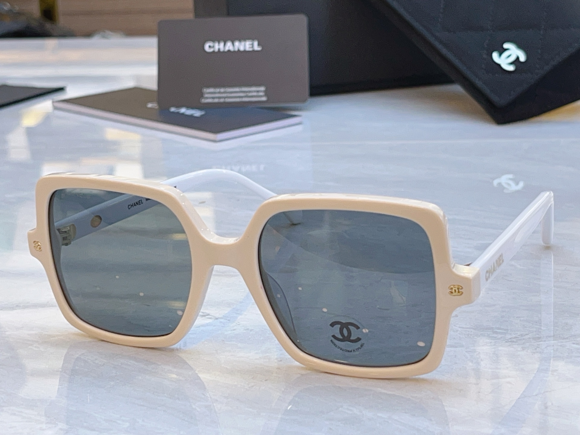 ，【CHANE*】香奈*儿新款太阳镜，MODEL：71773，SIZE：53口20-140