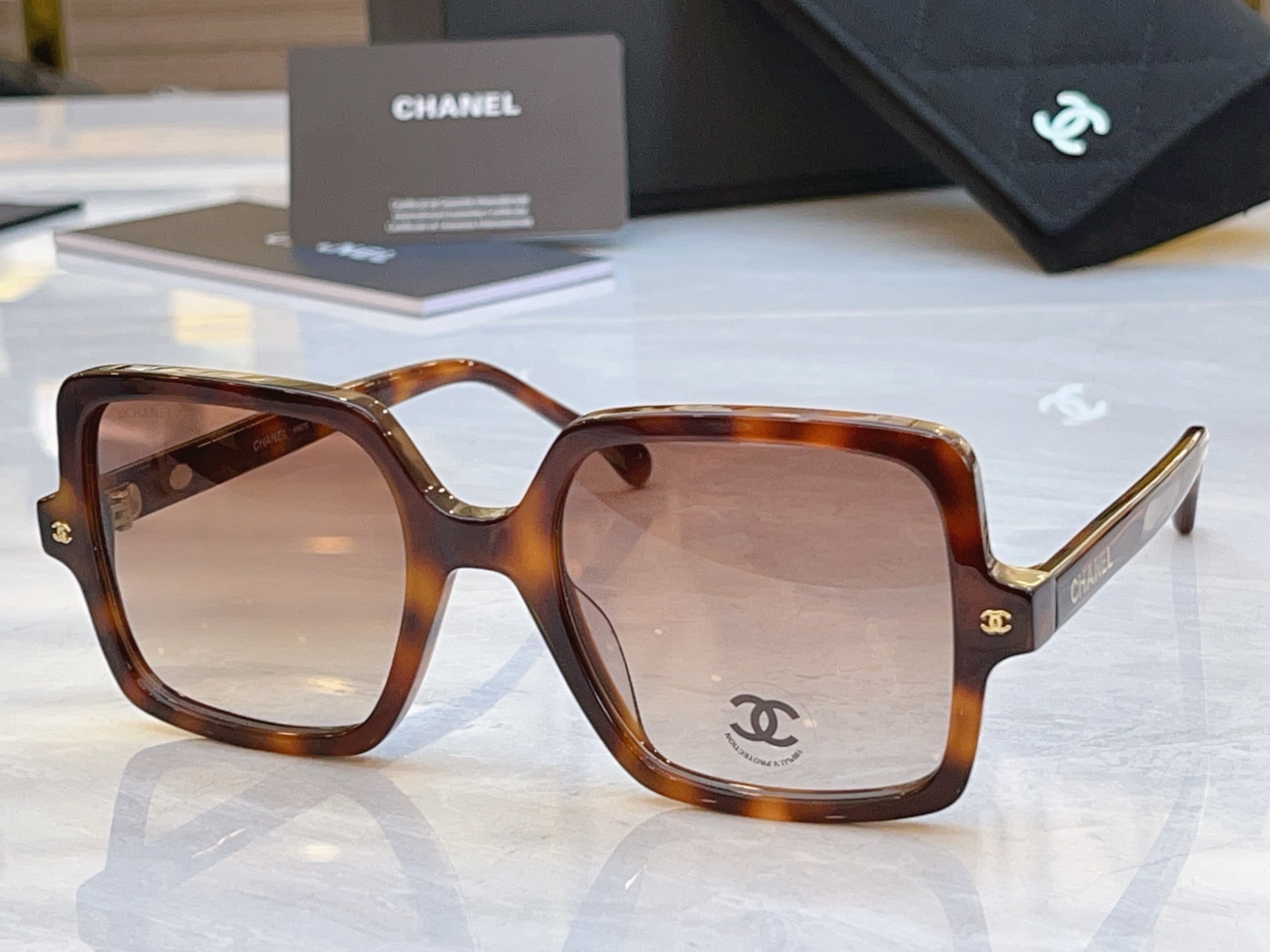 ，【CHANE*】香奈*儿新款太阳镜，MODEL：71773，SIZE：53口20-140