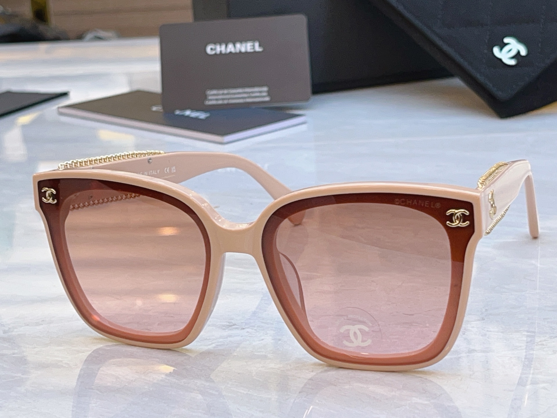 ，【CHANE*】香奈*儿新款太阳镜，MODEL：CH8039，SIZE：64口15-145