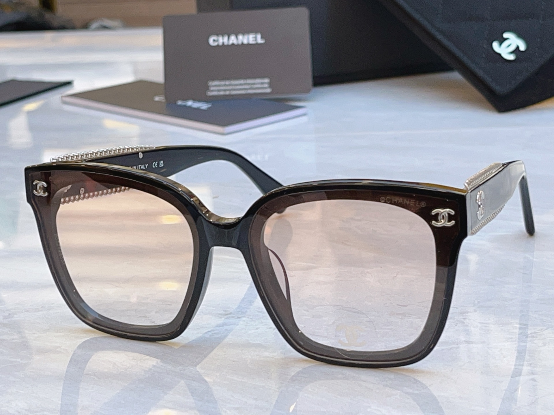 ，【CHANE*】香奈*儿新款太阳镜，MODEL：CH8039，SIZE：64口15-145