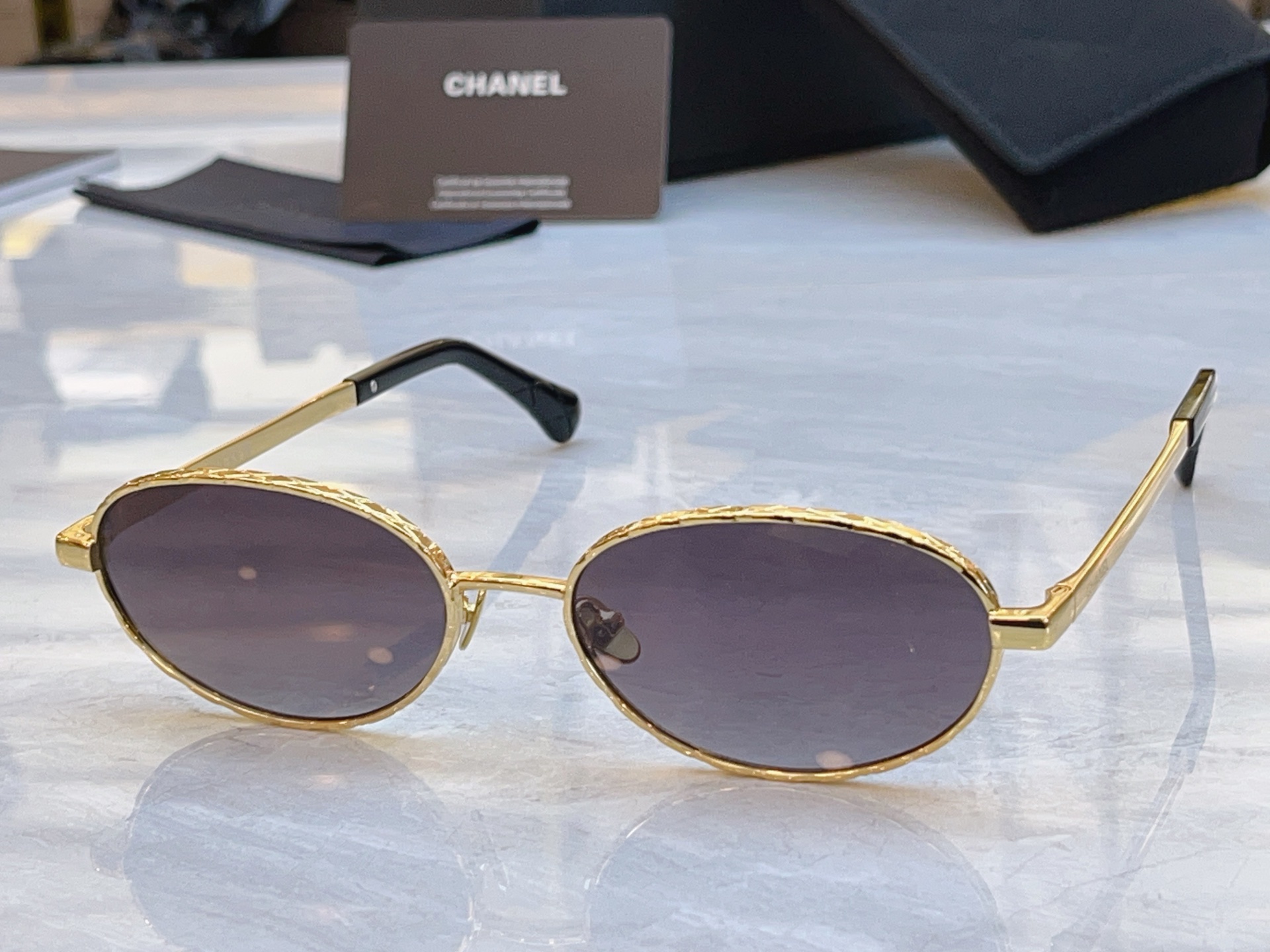 ，【CHANE*】香奈*儿新款太阳镜，MODEL：CH2227，SIZE：55口18-145