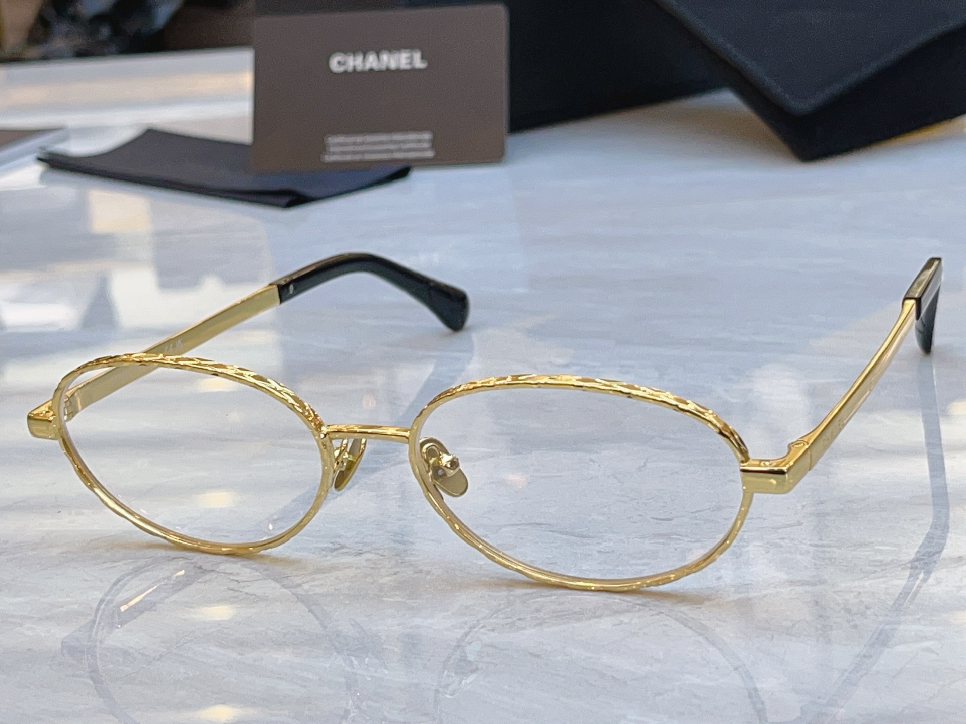 ，【CHANE*】香奈*儿新款太阳镜，MODEL：CH2227，SIZE：55口18-145