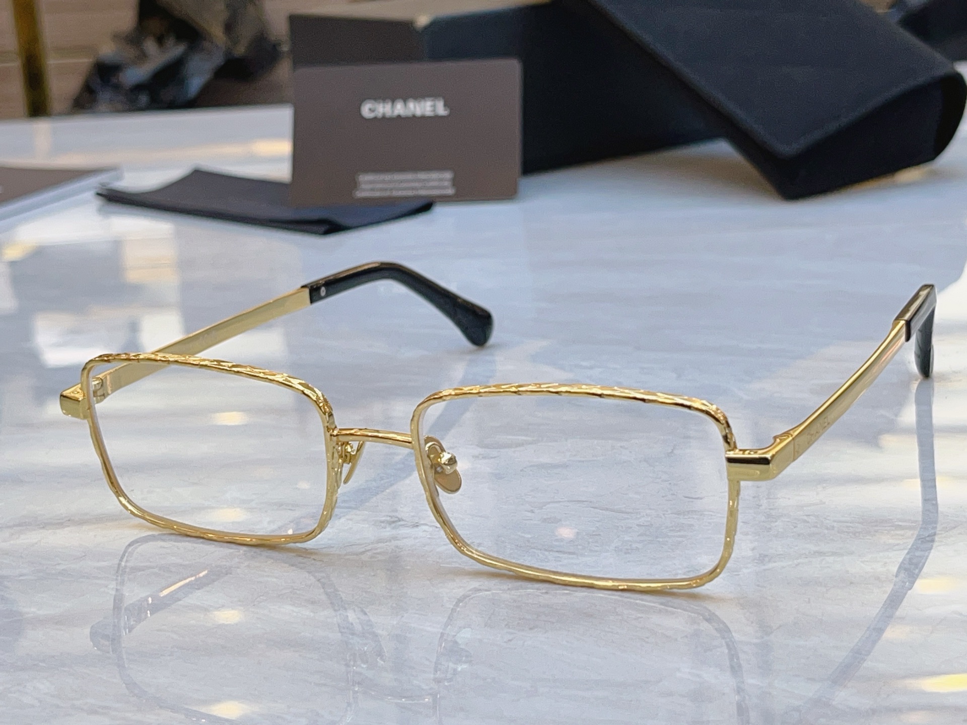 ，【CHANE*】香奈*儿新款太阳镜，MODEL：CH4295，SIZE：54口19-145