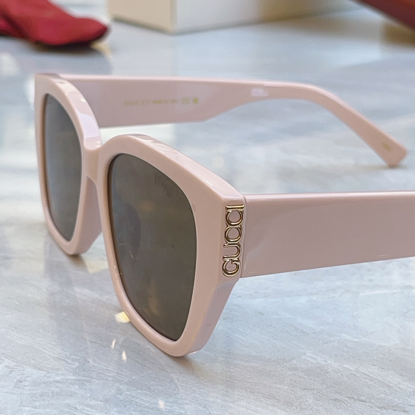 ，【GUCC*】古*驰新款太阳镜，MODEL：GG2043SA，SIZE：54口18-145