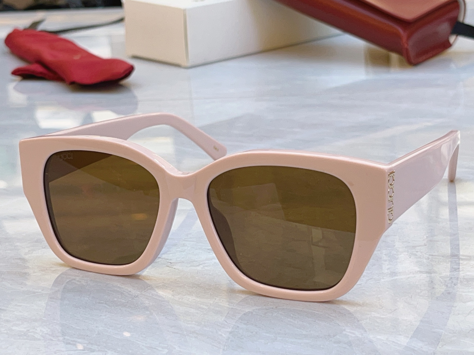 ，【GUCC*】古*驰新款太阳镜，MODEL：GG2043SA，SIZE：54口18-145