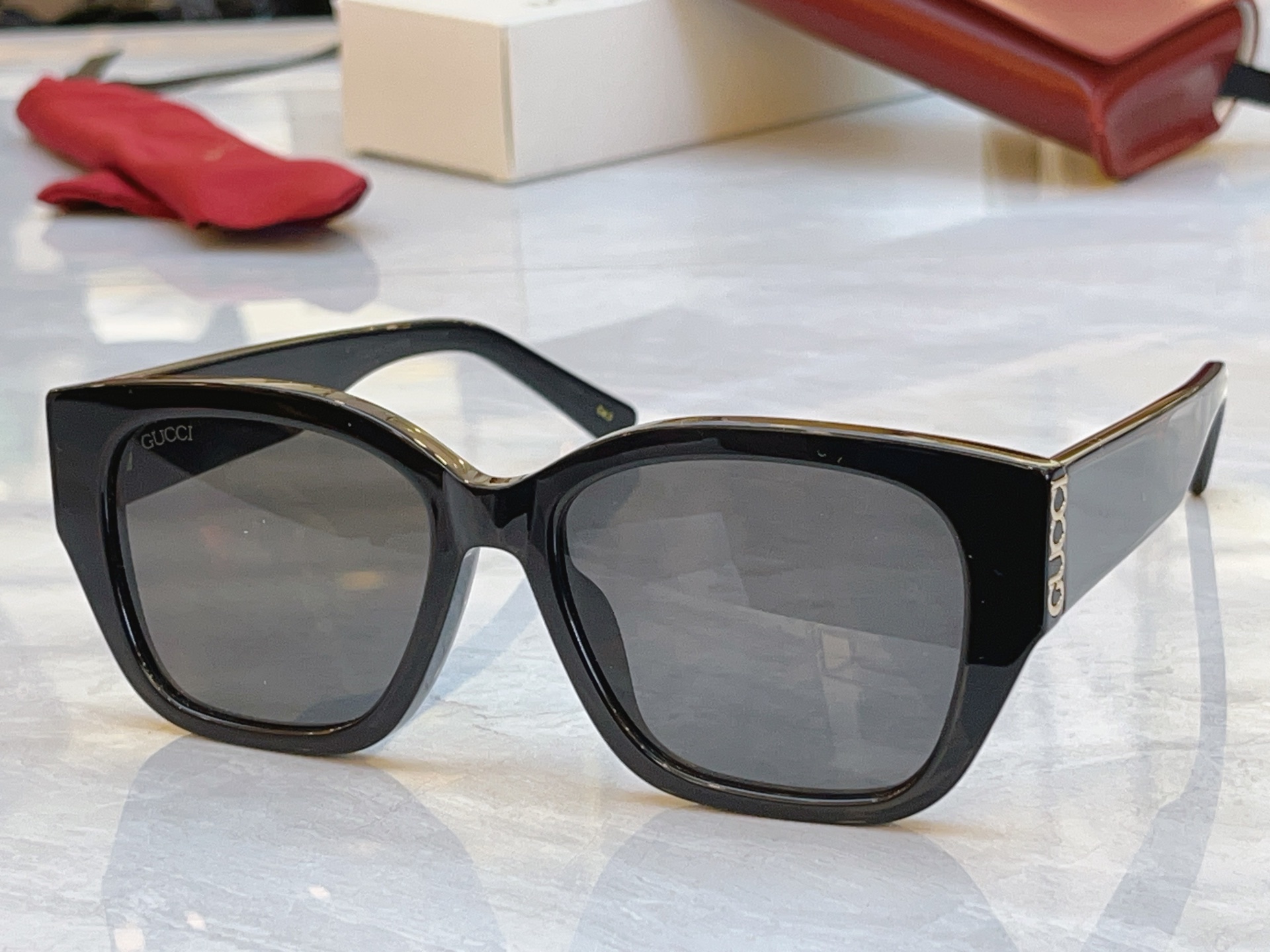 ，【GUCC*】古*驰新款太阳镜，MODEL：GG2043SA，SIZE：54口18-145