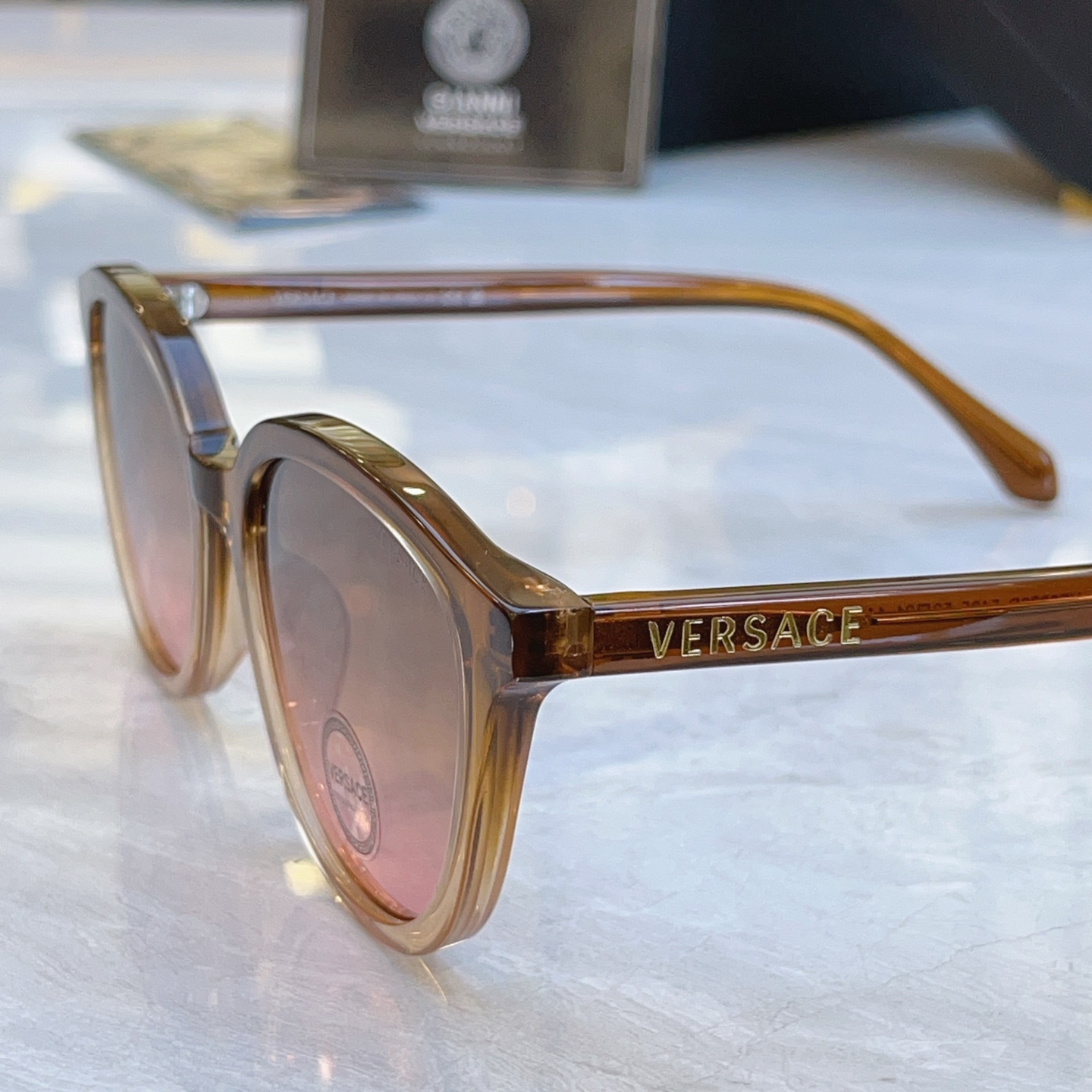 ，【VERSAC*】范思*哲新款太阳镜，MODEL：VE 3379D，SIZE：53口21-145