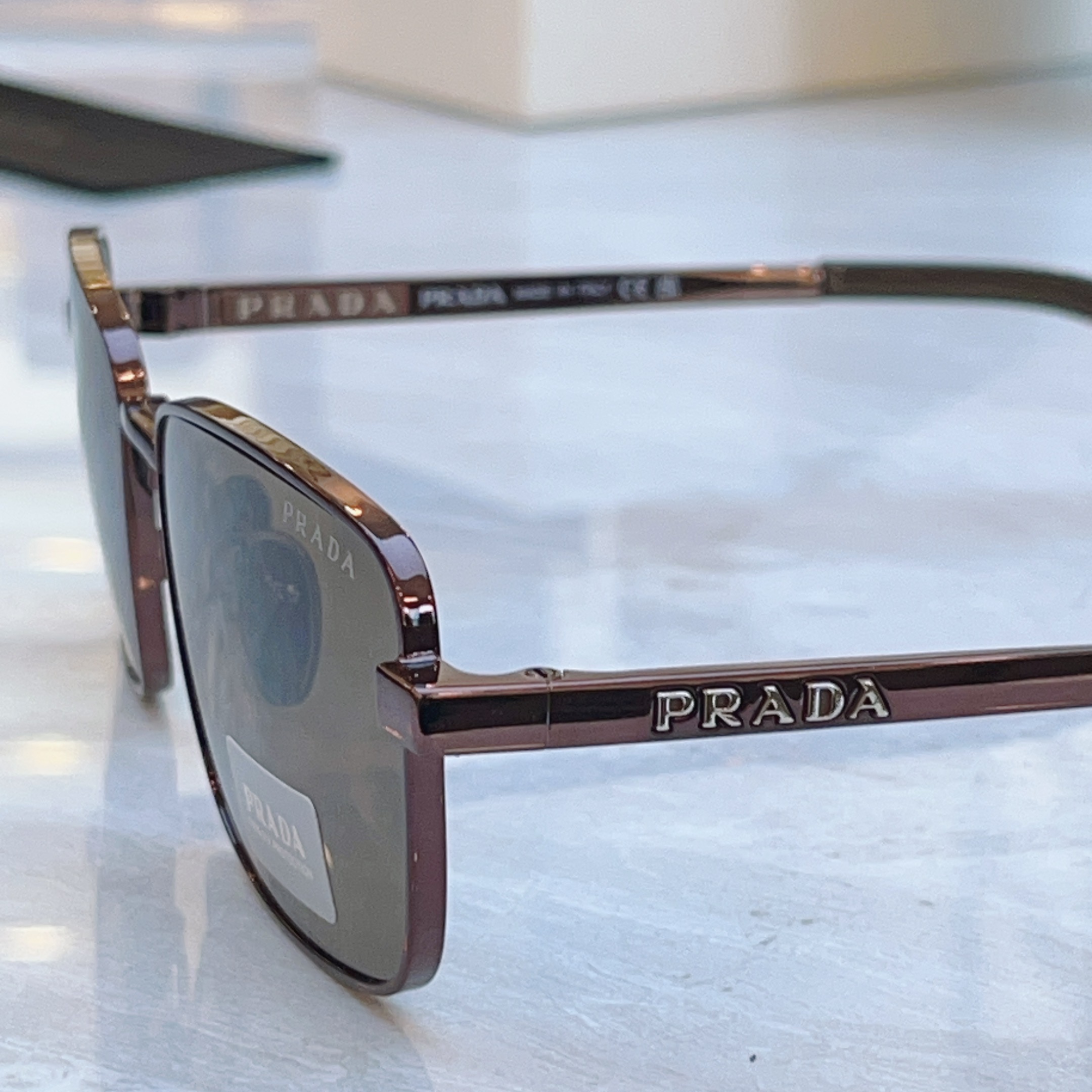 ，【PRAD*】普拉*达新款太阳镜🕶️，MODEL：PR D54S，SIZE：55口19-140