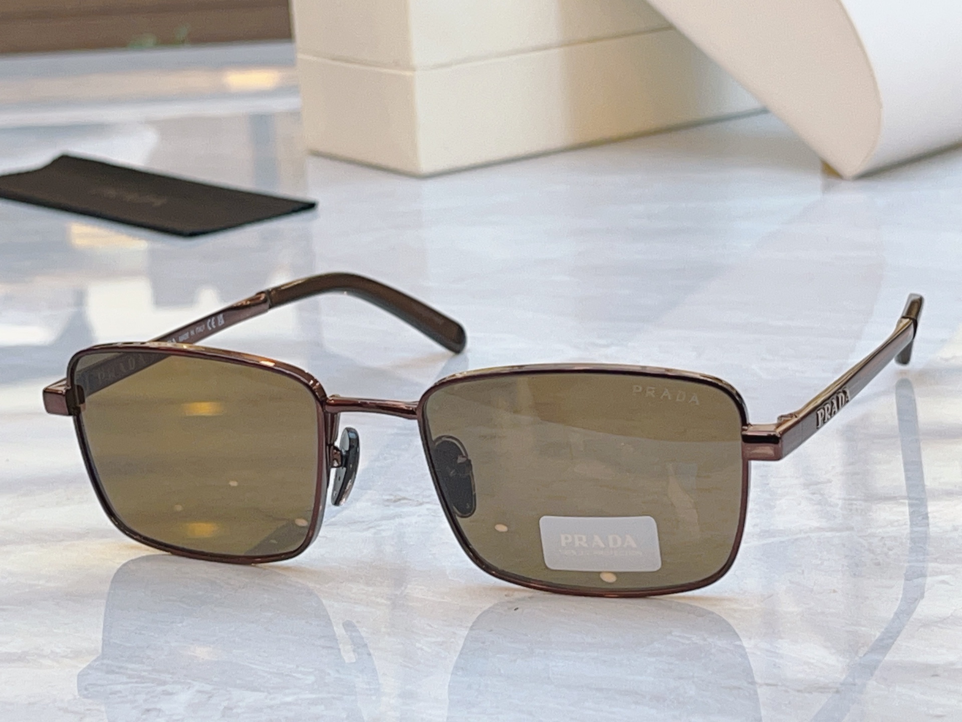 ，【PRAD*】普拉*达新款太阳镜🕶️，MODEL：PR D54S，SIZE：55口19-140