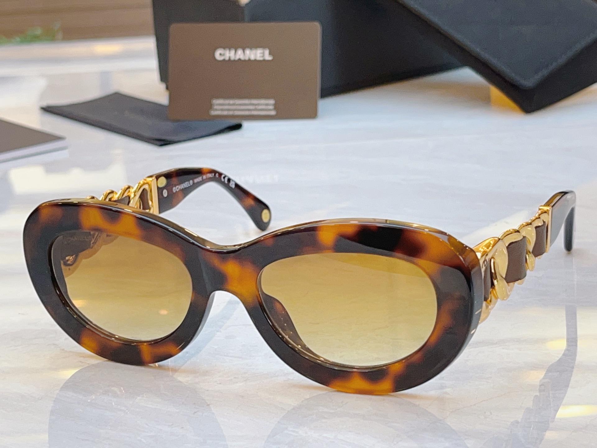 ，【CHANE*】香奈*儿新款太阳镜，MODEL：CH9182，SIZE：54口20-140