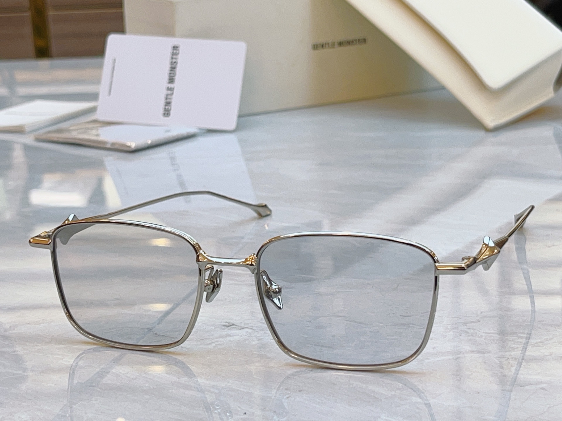 ，【GENTLE MONST*】GM新款太阳镜，MODEL：VANTA，size：54口18-155