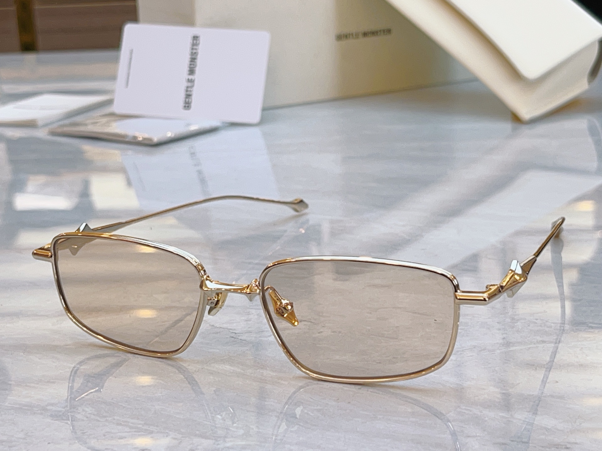 ，【GENTLE MONST*】GM新款太阳镜，MODEL：SAGA，size：56口18-155