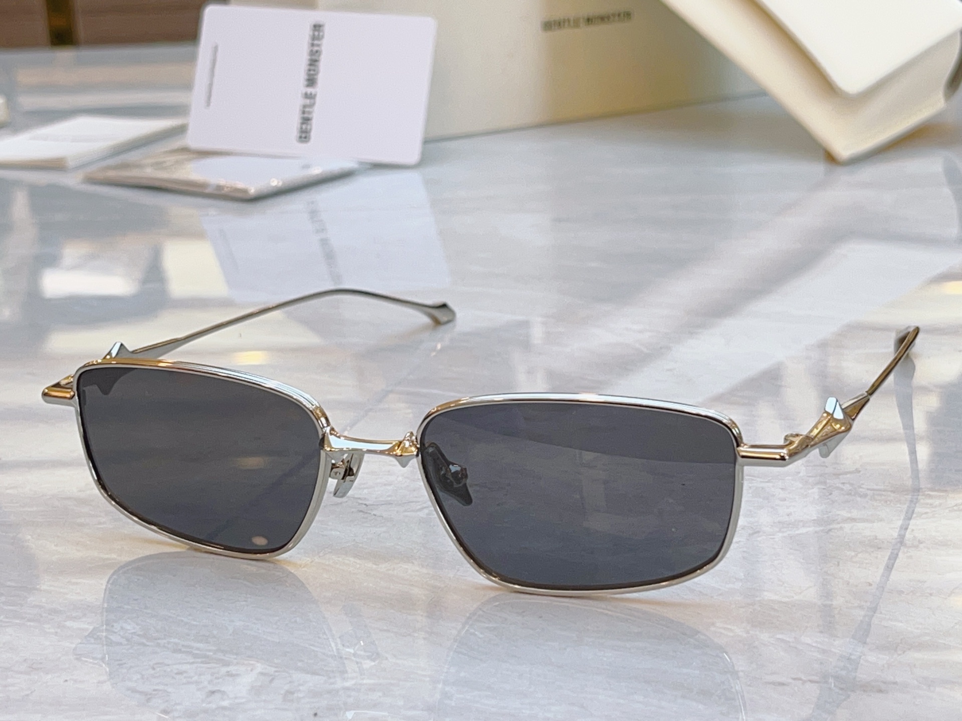 ，【GENTLE MONST*】GM新款太阳镜，MODEL：SAGA，size：56口18-155