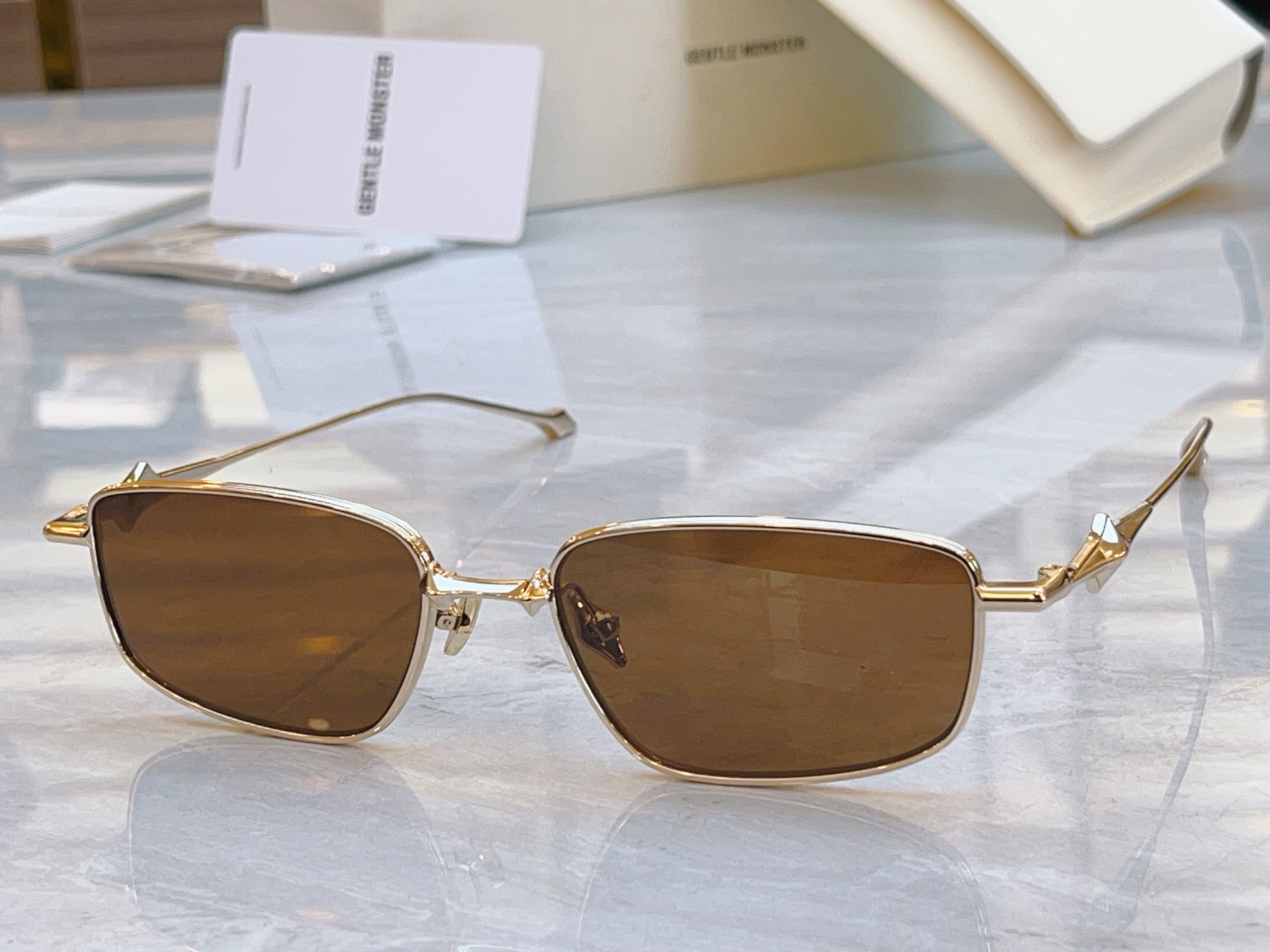 ，【GENTLE MONST*】GM新款太阳镜，MODEL：SAGA，size：56口18-155