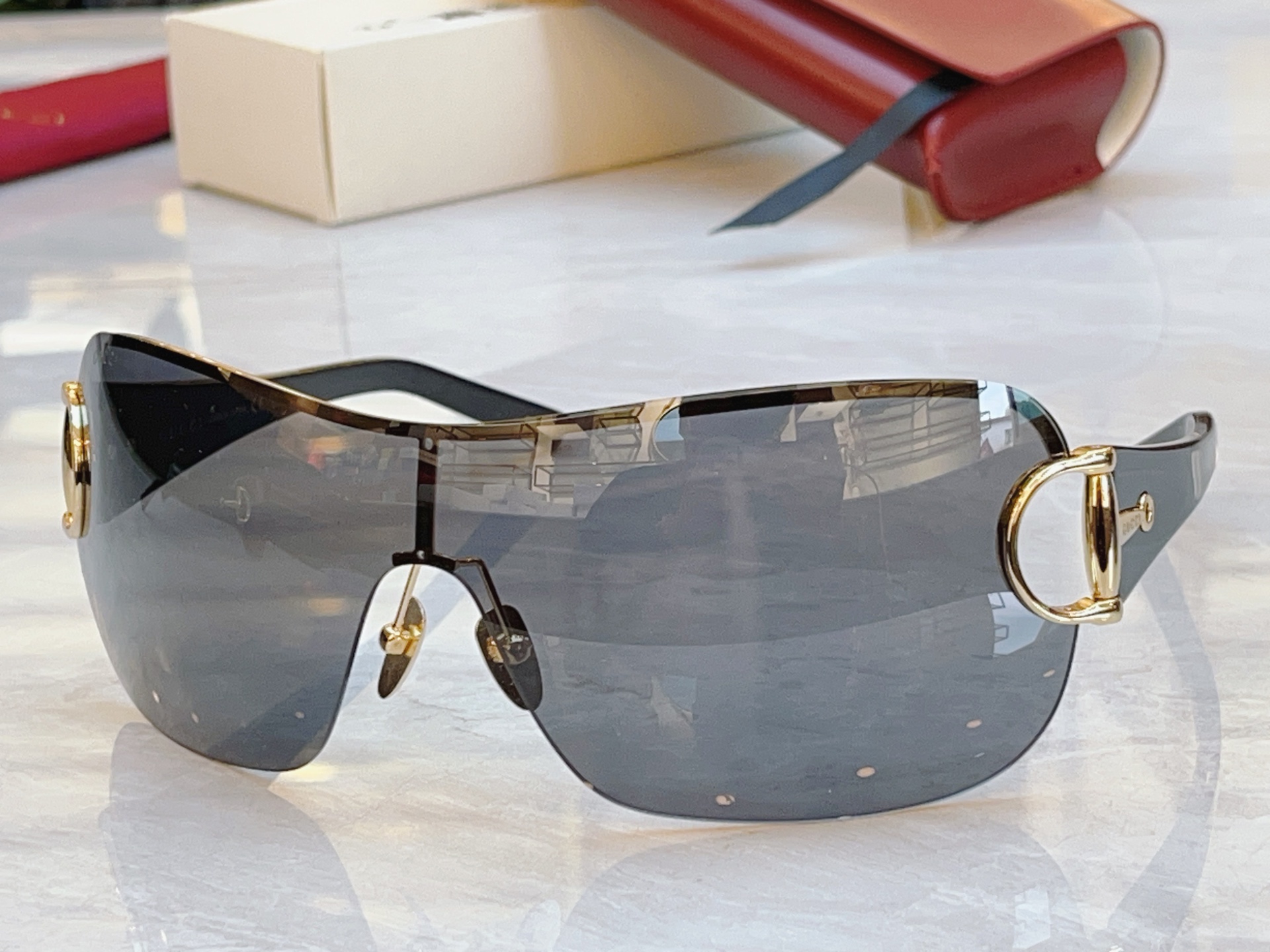 ，【GUCC*】古*驰新款太阳镜，MODEL：GG2174S，SIZE：58口1-110