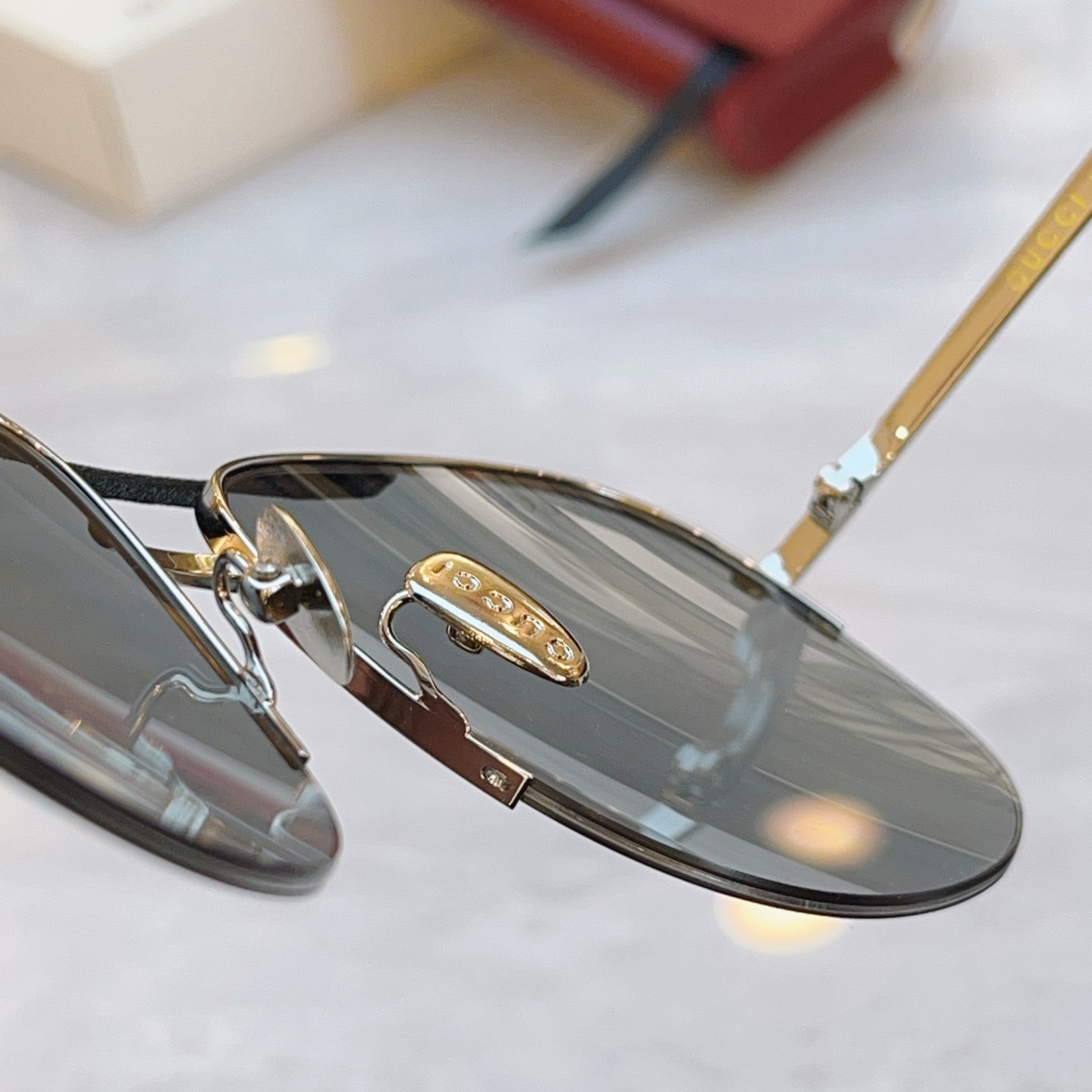 ，【GUCC*】古*驰新款太阳镜，MODEL：GG2165S，SIZE：61口16-135