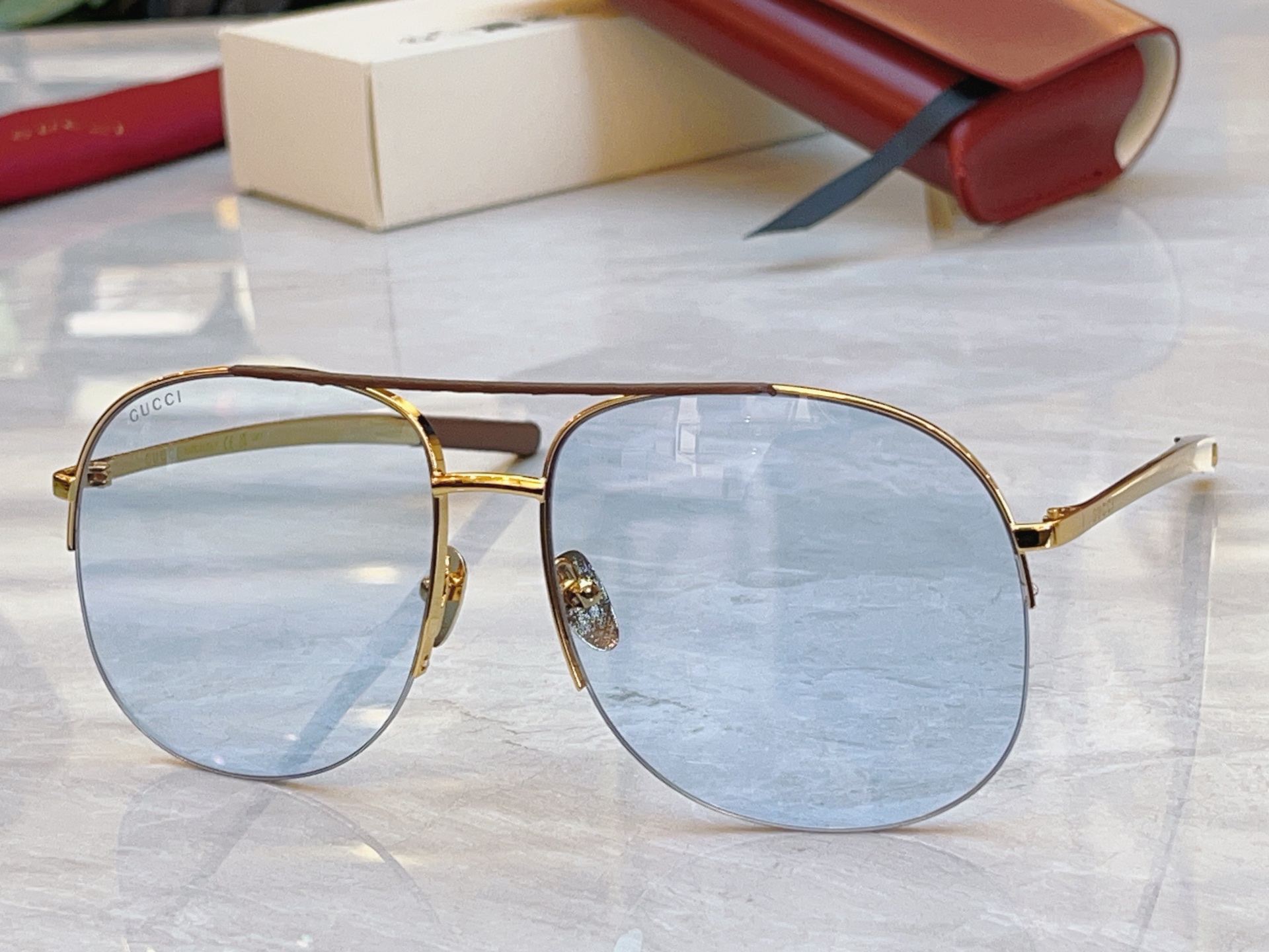 ，【GUCC*】古*驰新款太阳镜，MODEL：GG2165S，SIZE：61口16-135