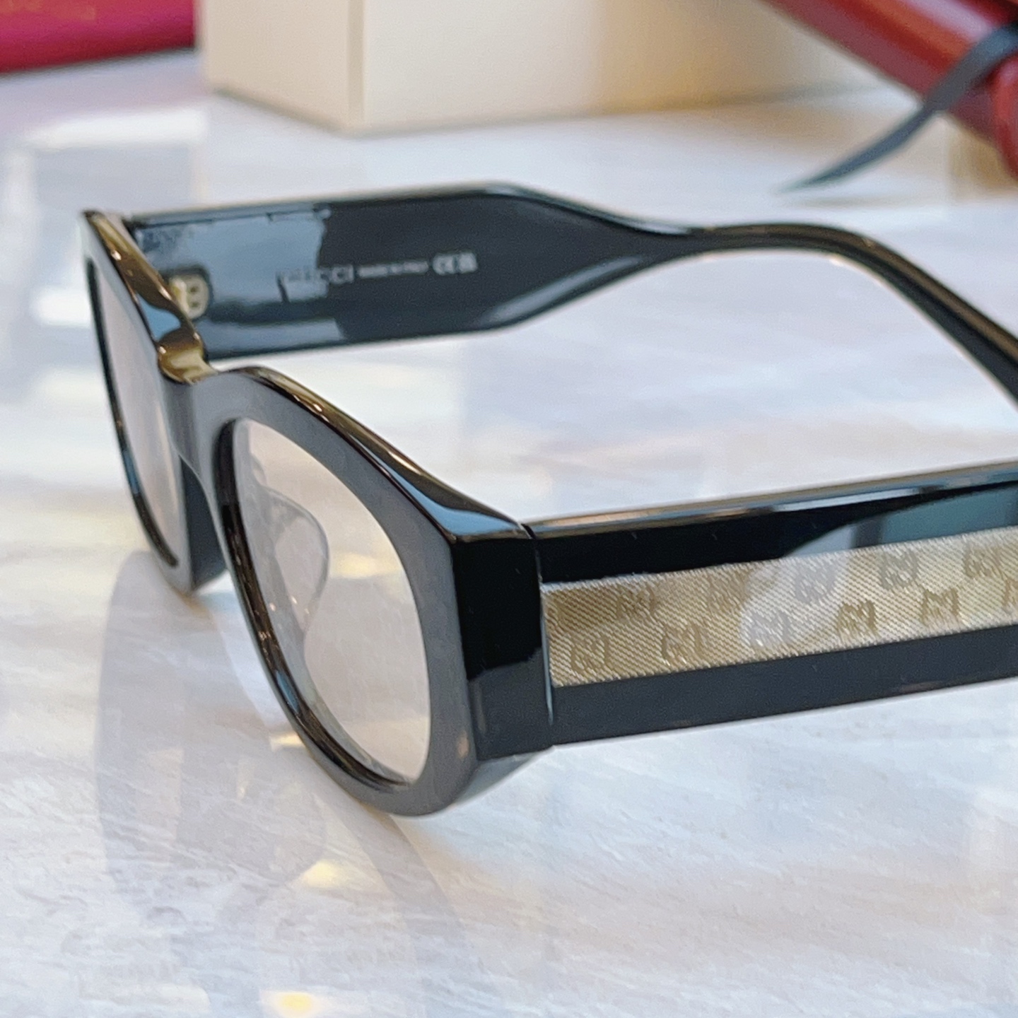 ，【GUCC*】古*驰新款太阳镜，MODEL：GG2068SA，SIZE：55口21-145