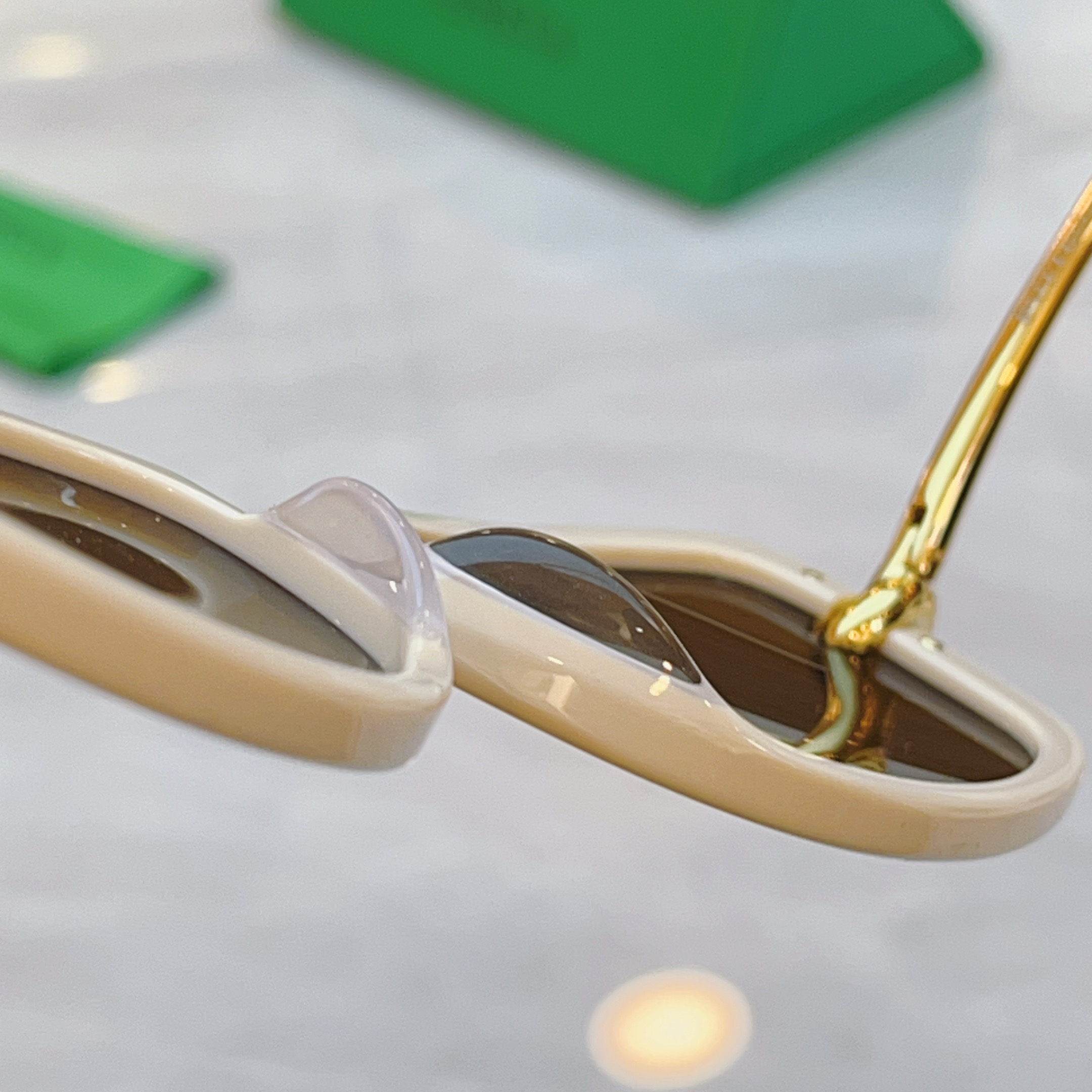 ，【BOTTEGA VENET*】宝缇*嘉新款眼镜架，MODEL：BV1440SA，SIZE：55口17