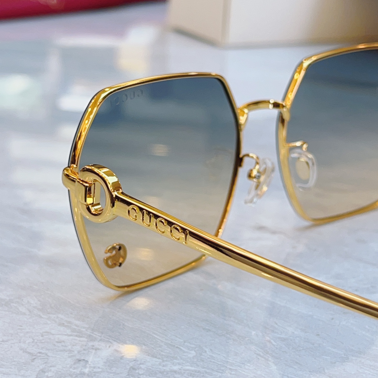 ，【GUCC*】古*驰新款太阳镜，MODEL：GG1551S，SIZE：60口18-145