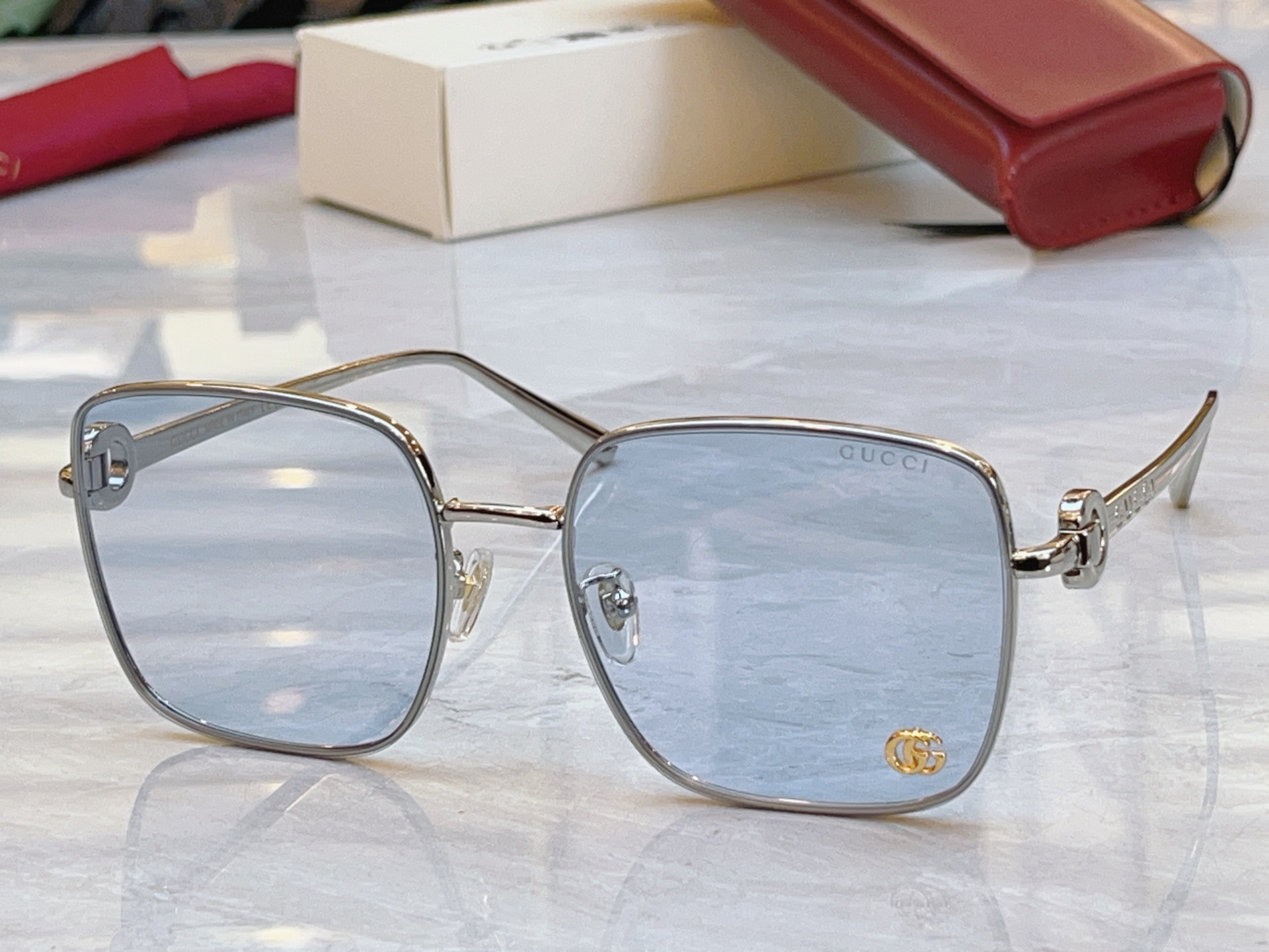 ，【GUCC*】古*驰新款太阳镜，MODEL：GG1552S，SIZE：59口18-145