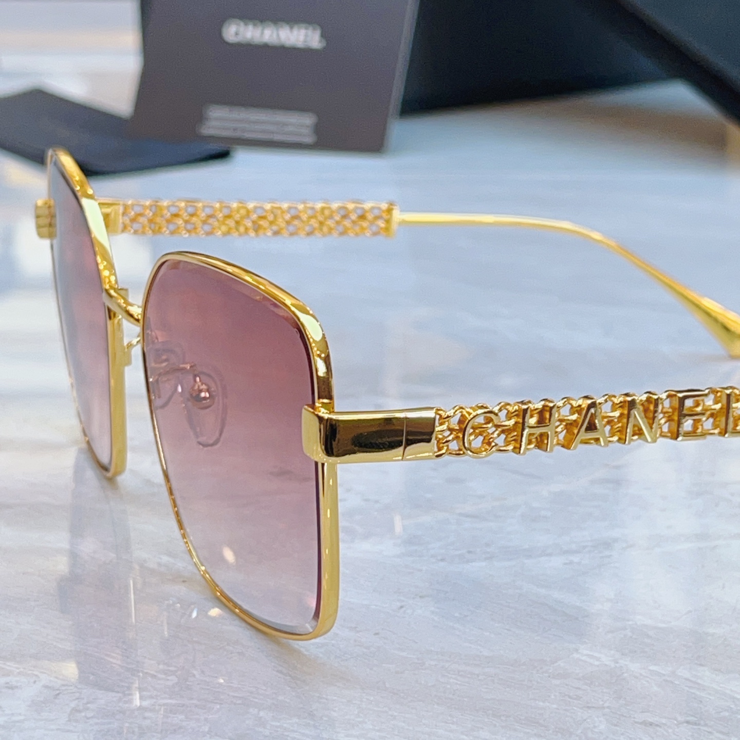，【CHANE*】香奈*儿新款太阳镜，MODEL：CH5517-H，SIZE：59口18-145
