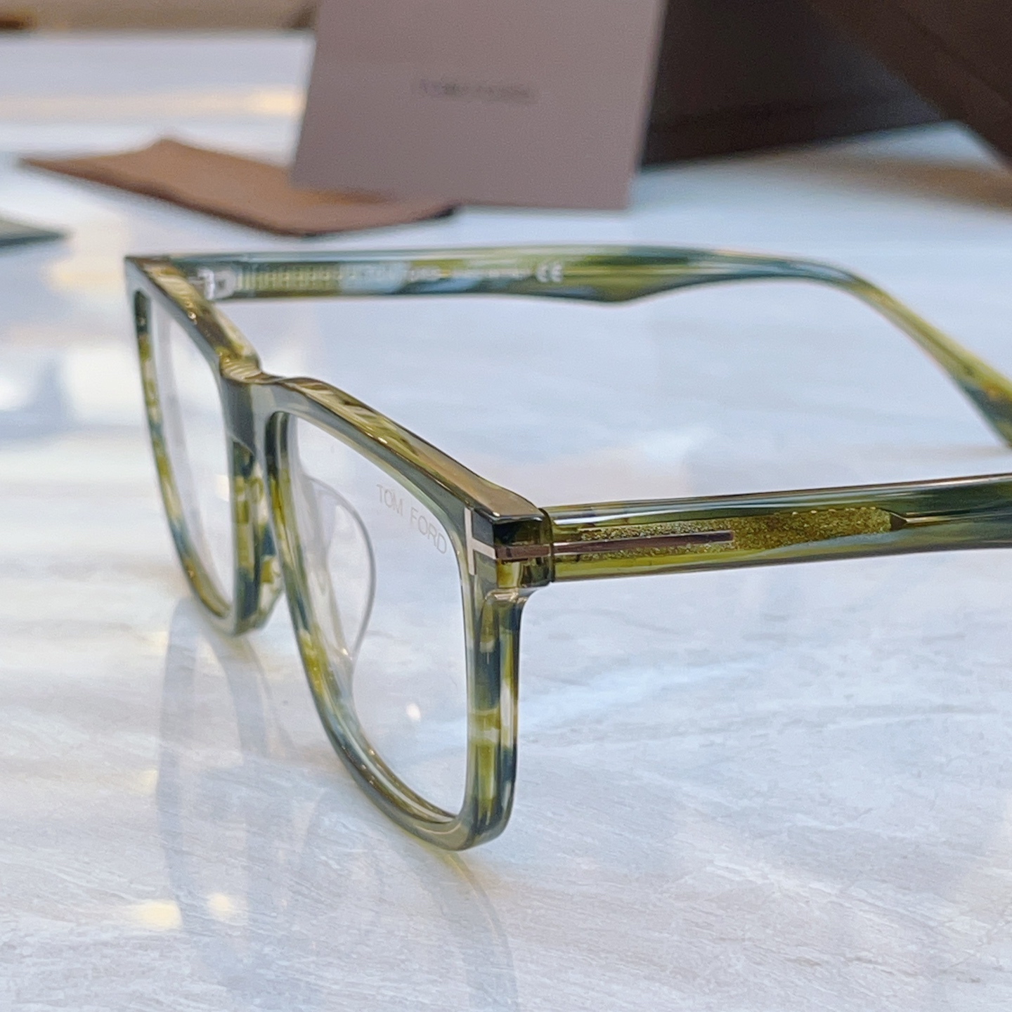 ，【TOM FOR*】汤姆*福特新款眼镜架，MODEL：TF5979，SIZE：54口19-145