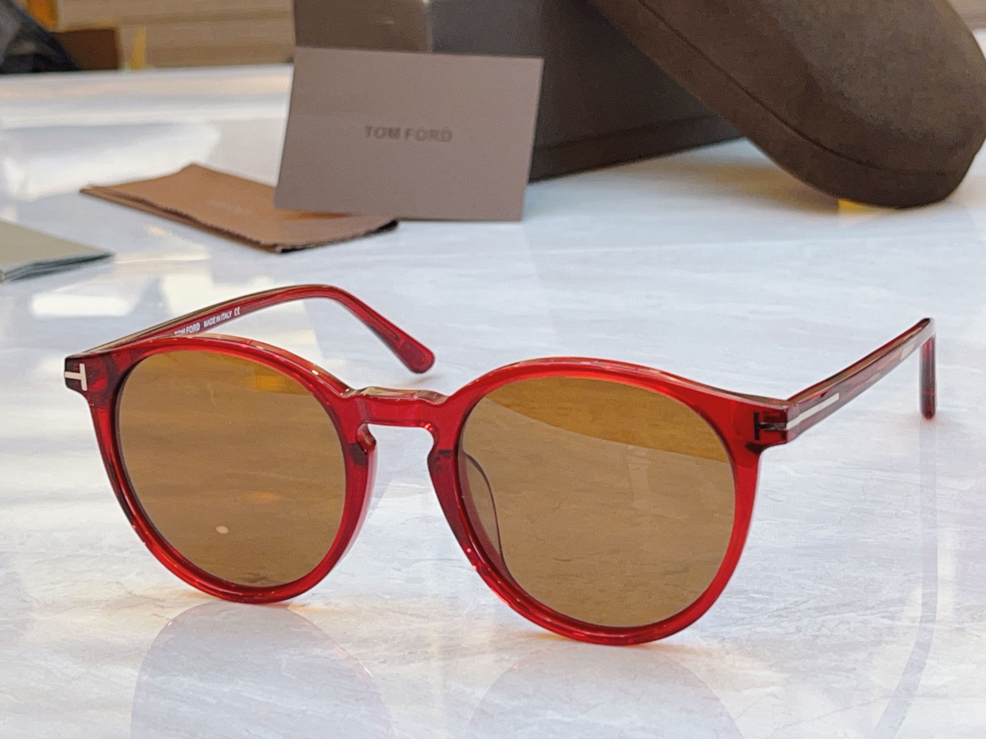 ，【TOM FOR*】汤姆*福特新款太阳镜，MODEL：TF5294，SIZE：51口21-145