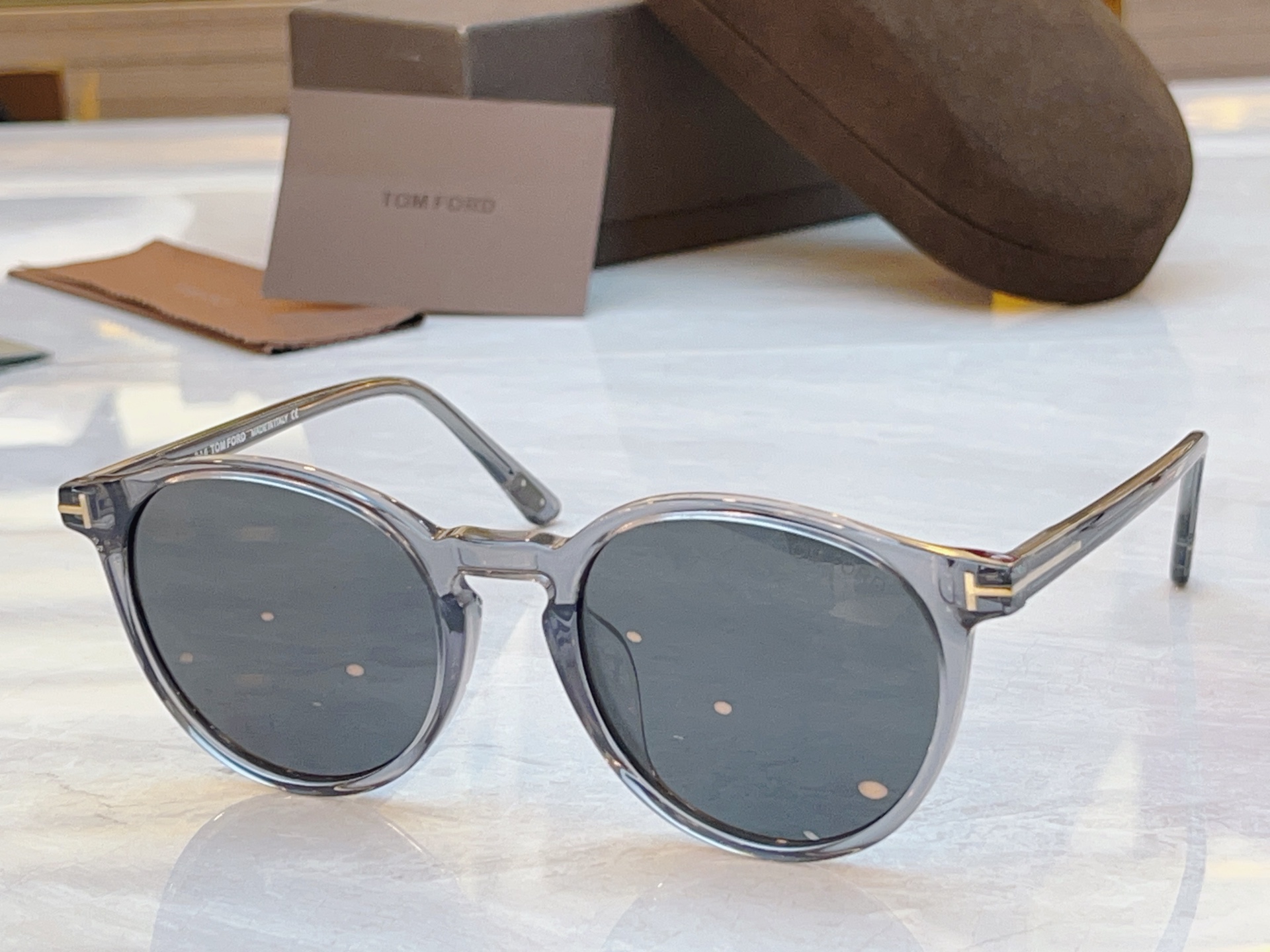 ，【TOM FOR*】汤姆*福特新款太阳镜，MODEL：TF5294，SIZE：51口21-145