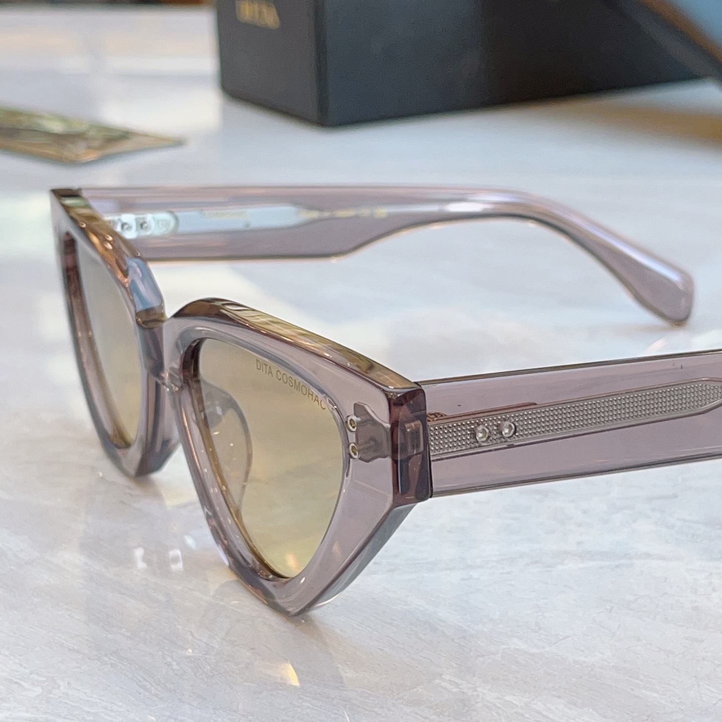 ，【DIT*】蒂*塔新款太阳镜，MODEL：DTS934-A-04，SIZE：53口19-148