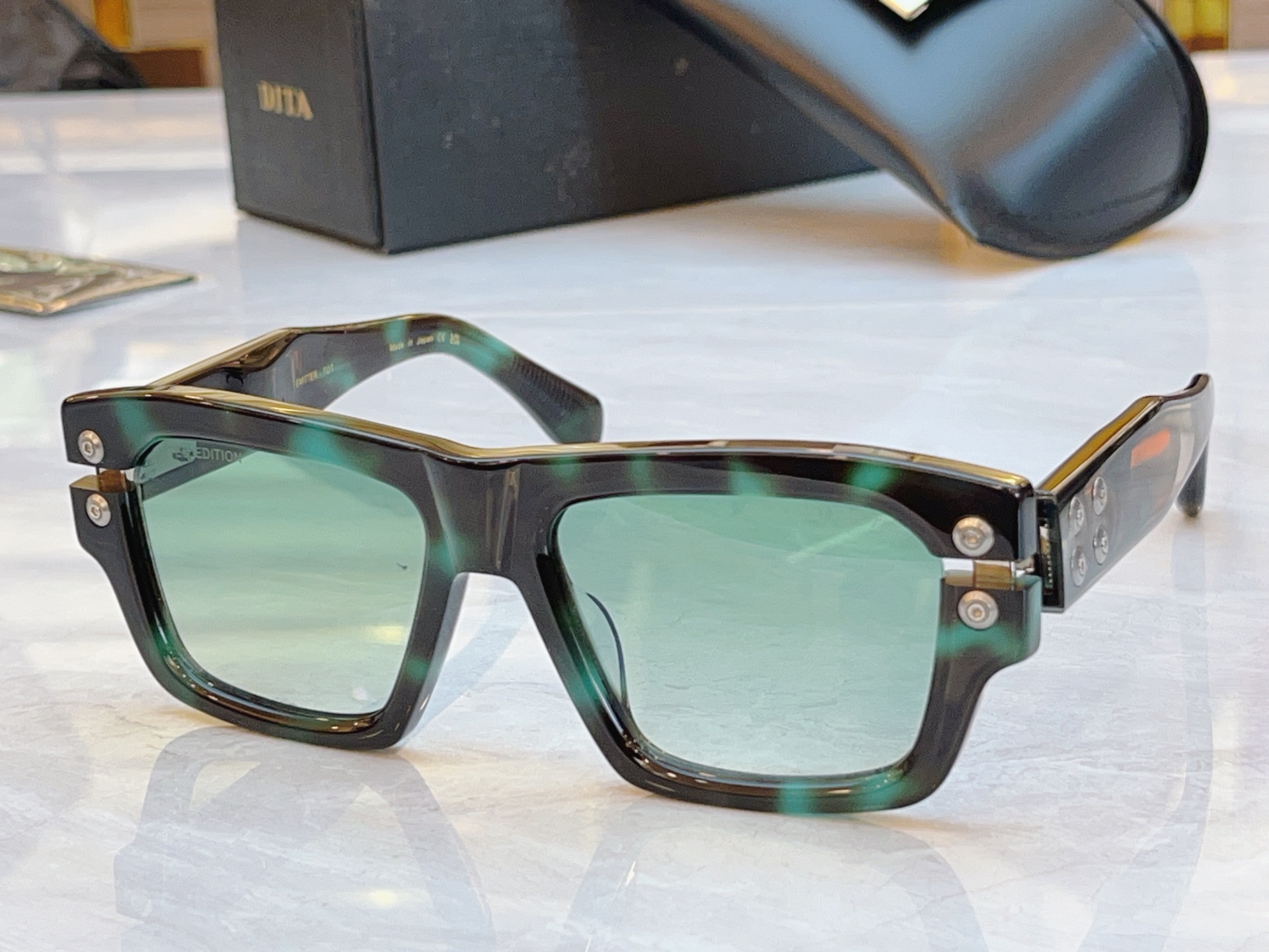 ，【DIT*】蒂*塔新款太阳镜，MODEL：DTS457-A-05，SIZE：53口19-148