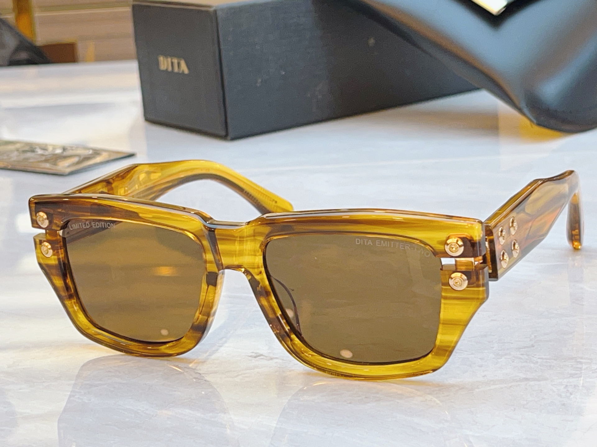 ，【DIT*】蒂*塔新款太阳镜，MODEL：DTS445-A-02，SIZE：53口19-148