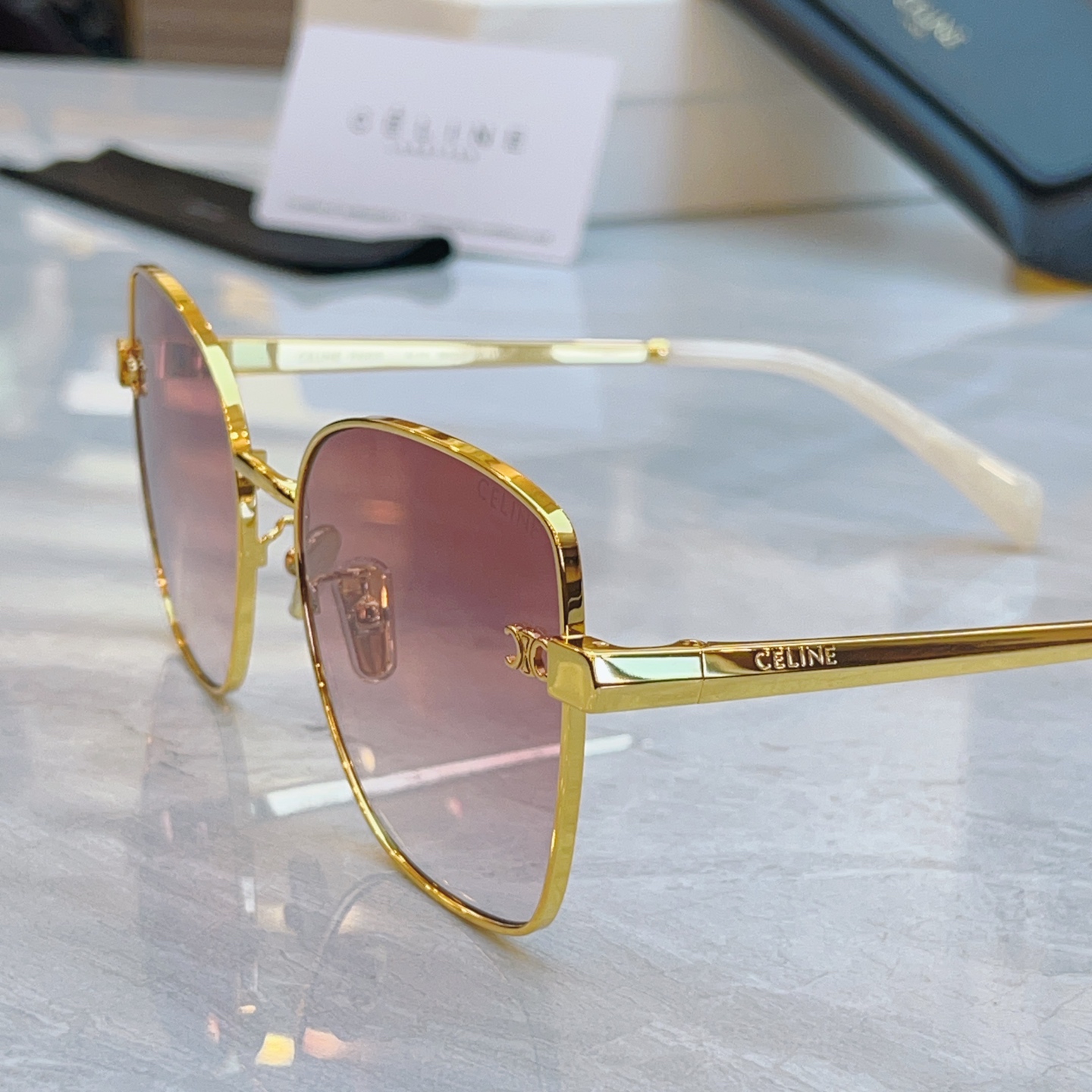 ，【CELIN*】赛*琳新款太阳镜， MODEL:CL42129U，SIZE: 59口18-145