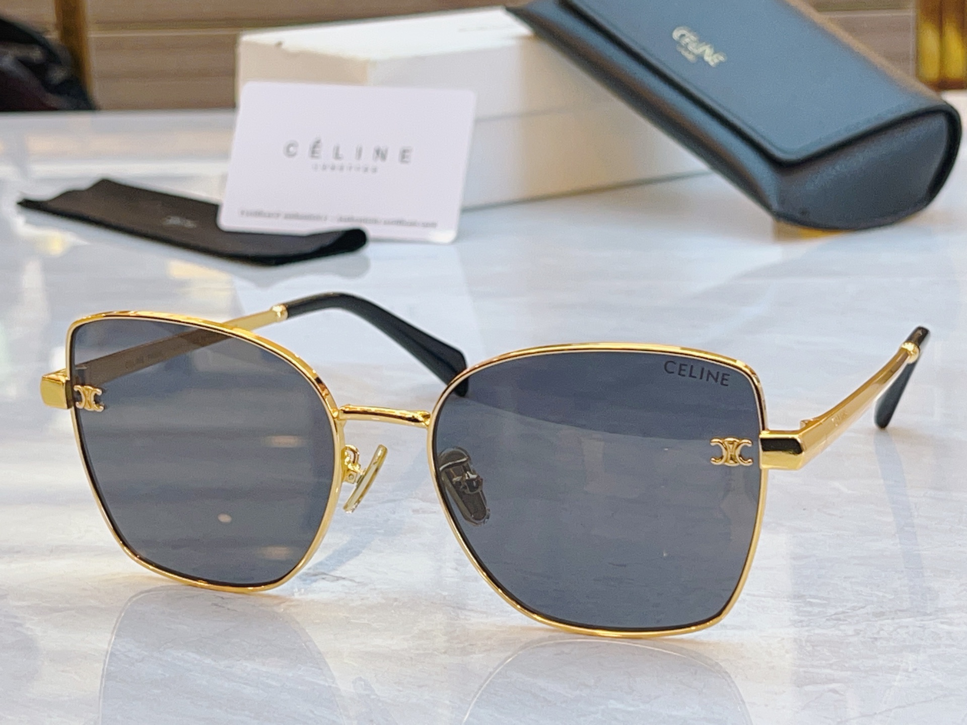 ，【CELIN*】赛*琳新款太阳镜， MODEL:CL42129U，SIZE: 59口18-145