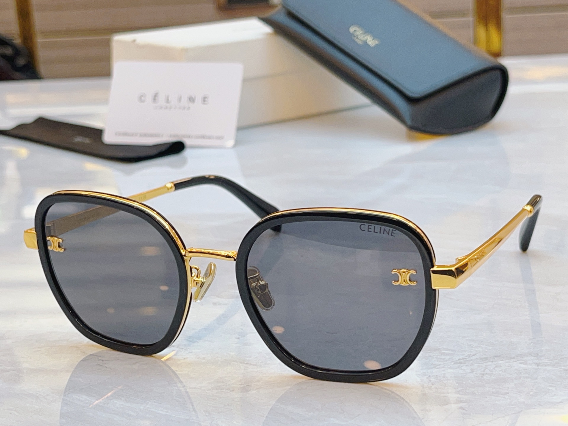 ，【CELIN*】赛*琳新款太阳镜， MODEL:CL42128U，SIZE: 55口22-145